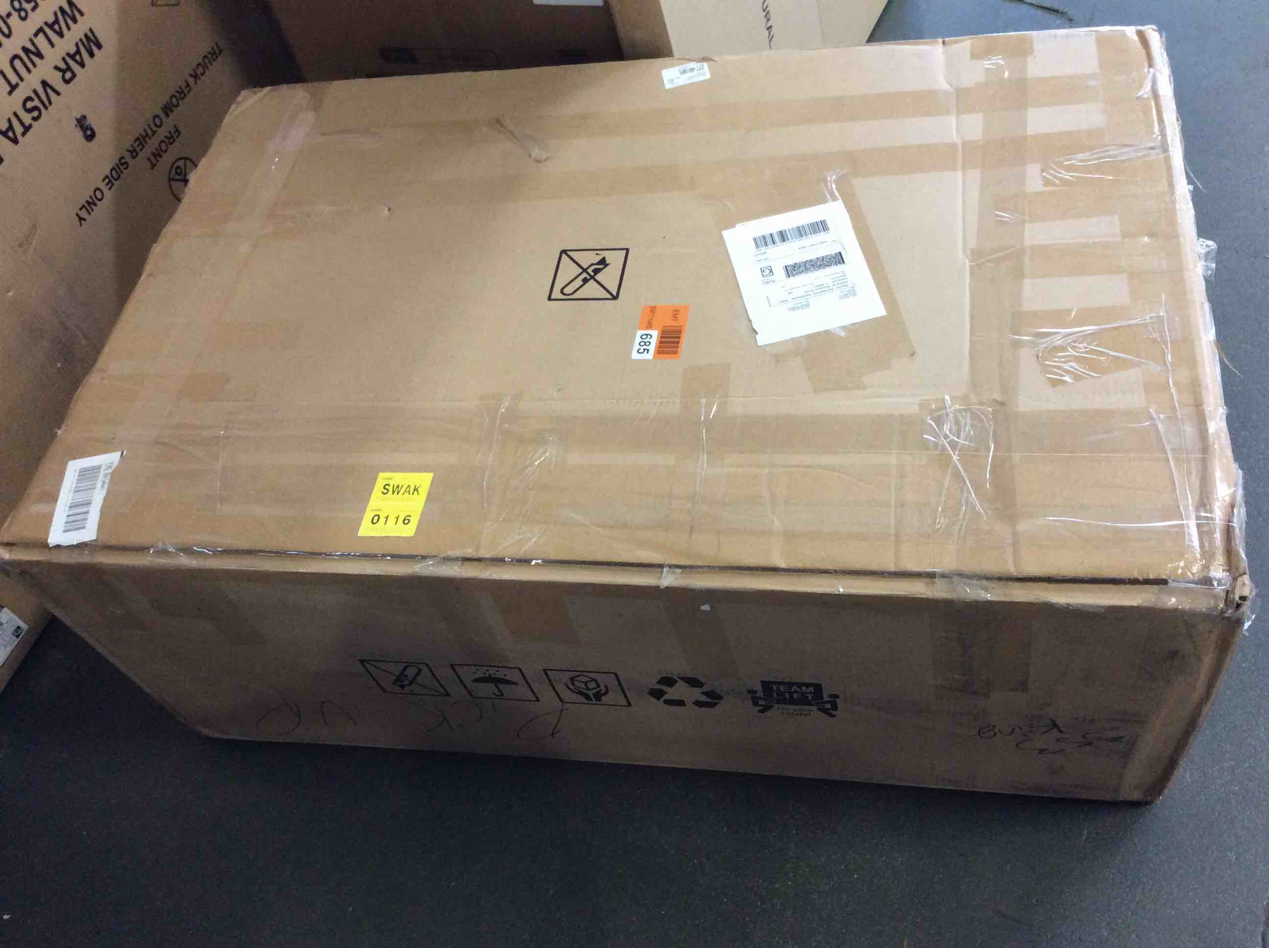 https://s3.amazonaws.com/lotting-images-prod/bidfta/BRN5095286_1780583797018.jpeg