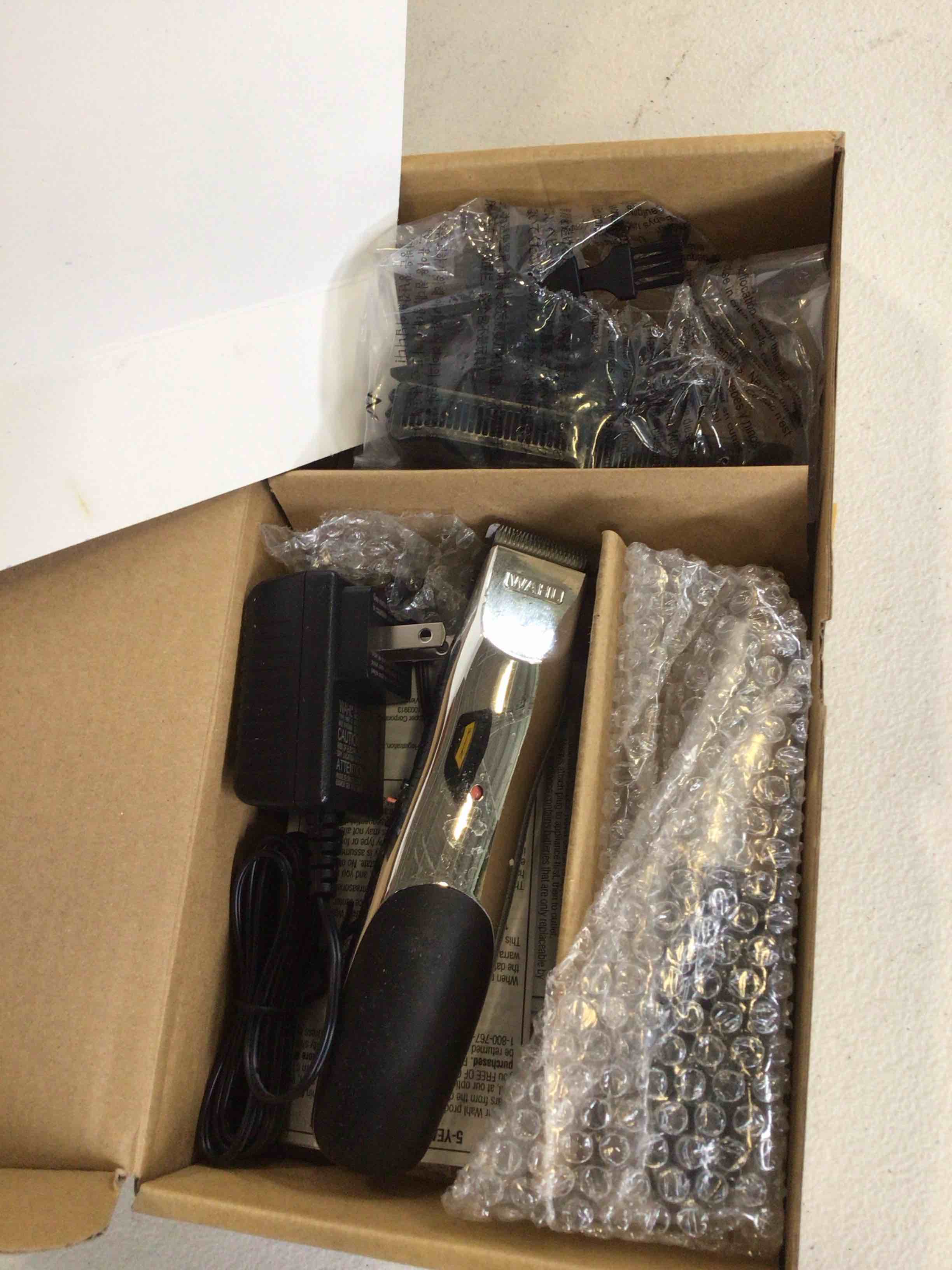 https://s3.amazonaws.com/lotting-images-prod/bidfta/BRN5097936_1783436152822.jpeg