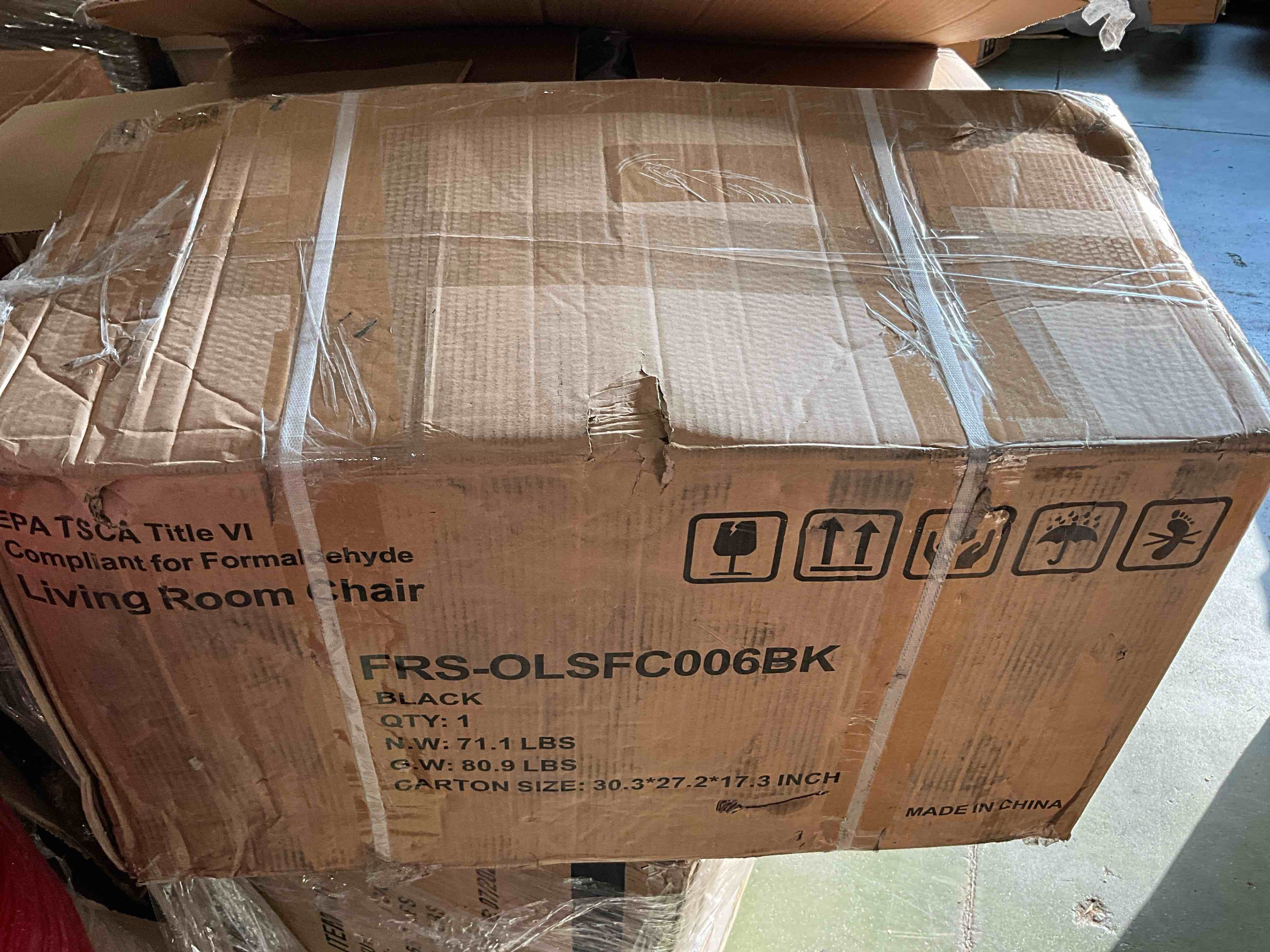 Condition photo showing Good Condition for loveseat sofa, modular sectional sofa, sofa for living room, black couch with wide cushions, tufted seats, reinforced frame for apartment or bedroom (incomplete 1 box only)