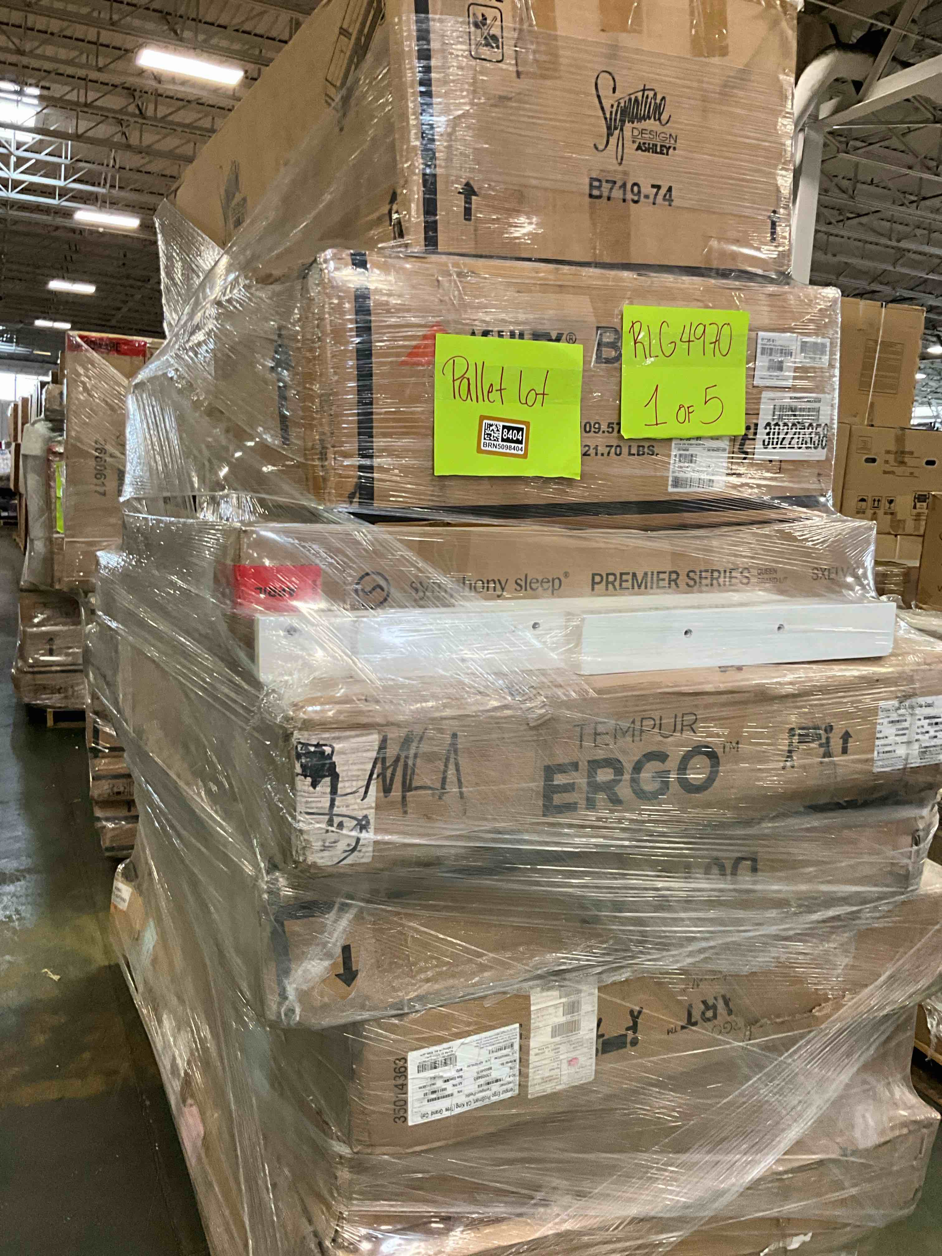 Reseller's Dream: Pallet Of Home Goods!