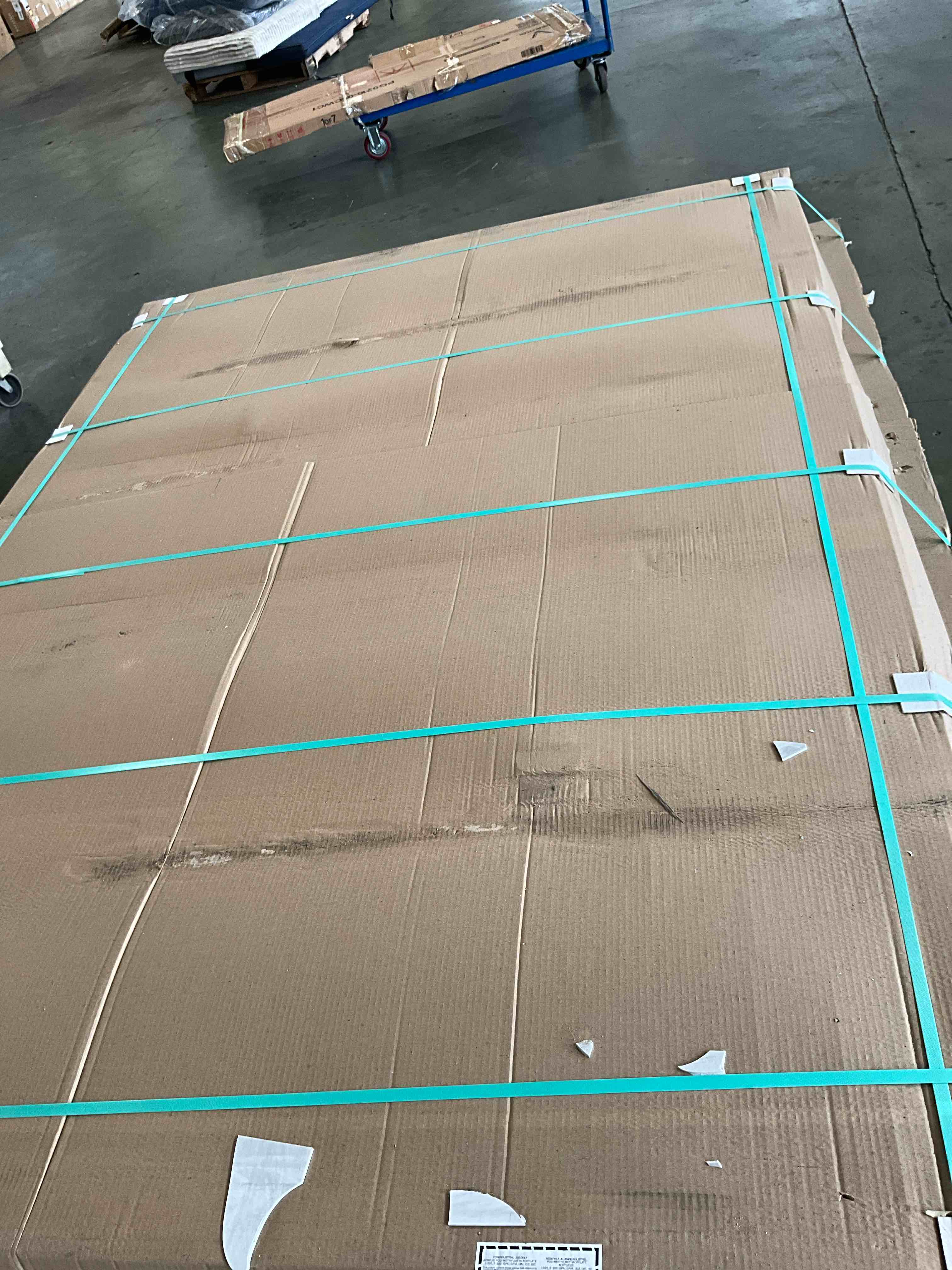 https://s3.amazonaws.com/lotting-images-prod/bidfta/BRN5098421_1789067258922.jpeg