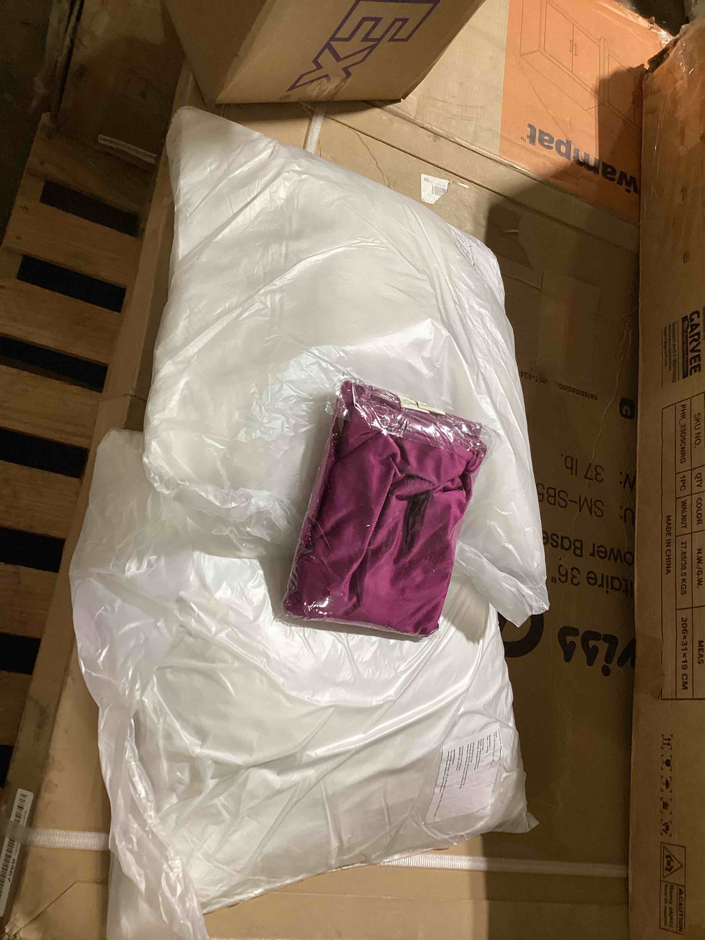 https://s3.amazonaws.com/lotting-images-prod/bidfta/BRN5111060_1783458822084.jpeg