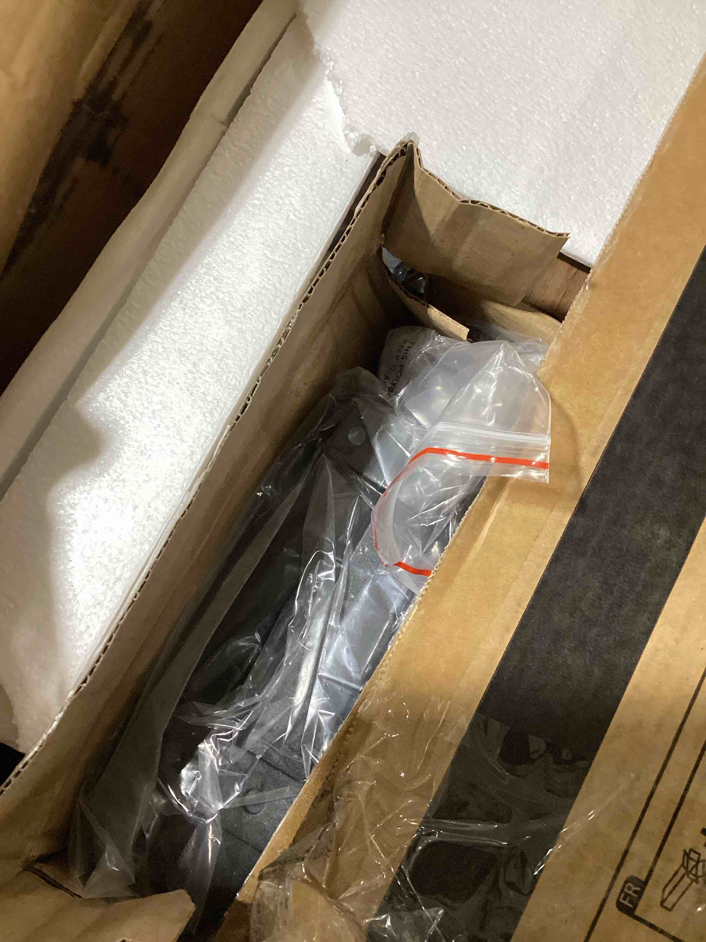 https://s3.amazonaws.com/lotting-images-prod/bidfta/BRN5111063_1783459251000.jpeg