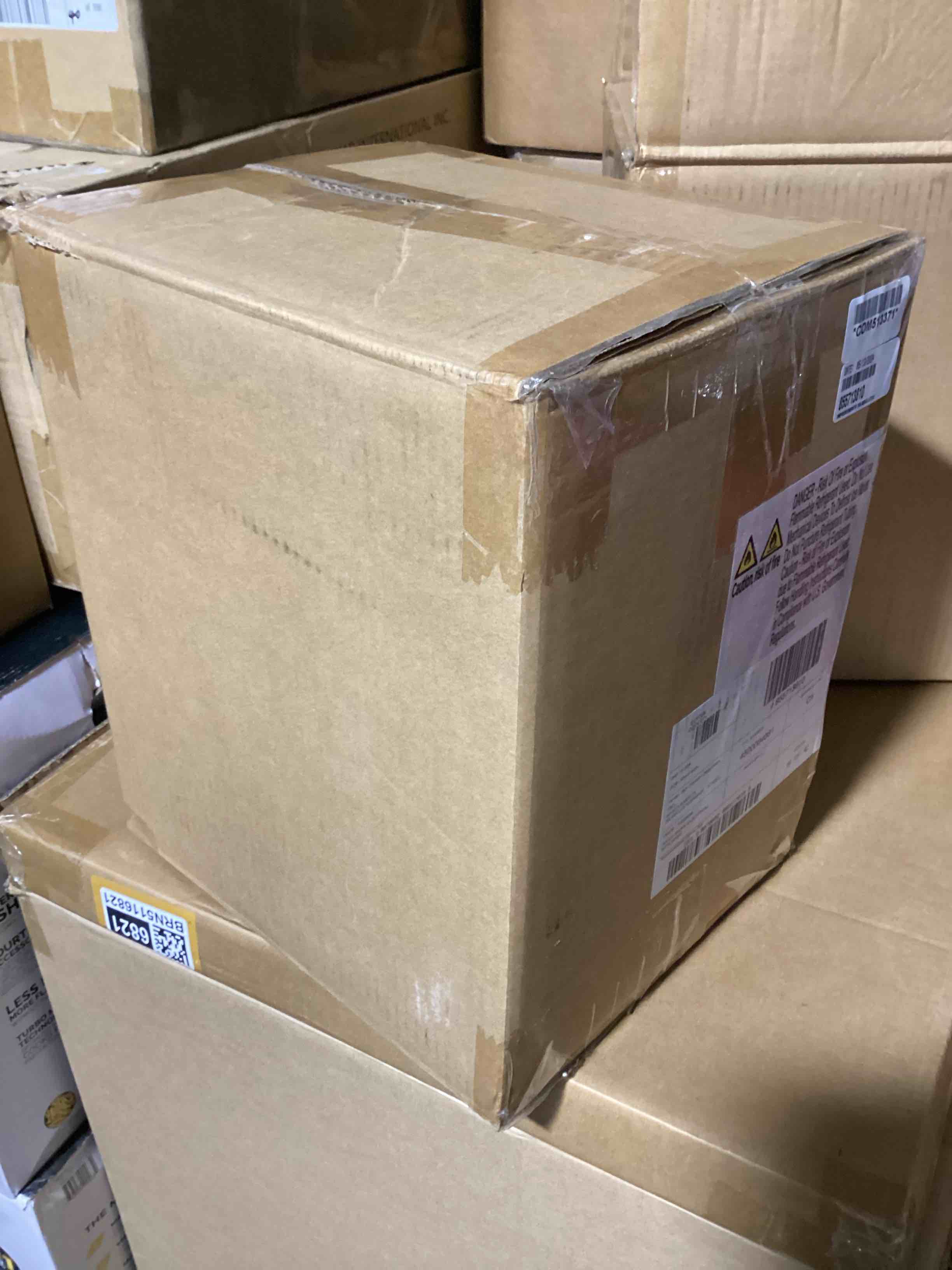 https://s3.amazonaws.com/lotting-images-prod/bidfta/BRN5116861_1779905061897.jpeg