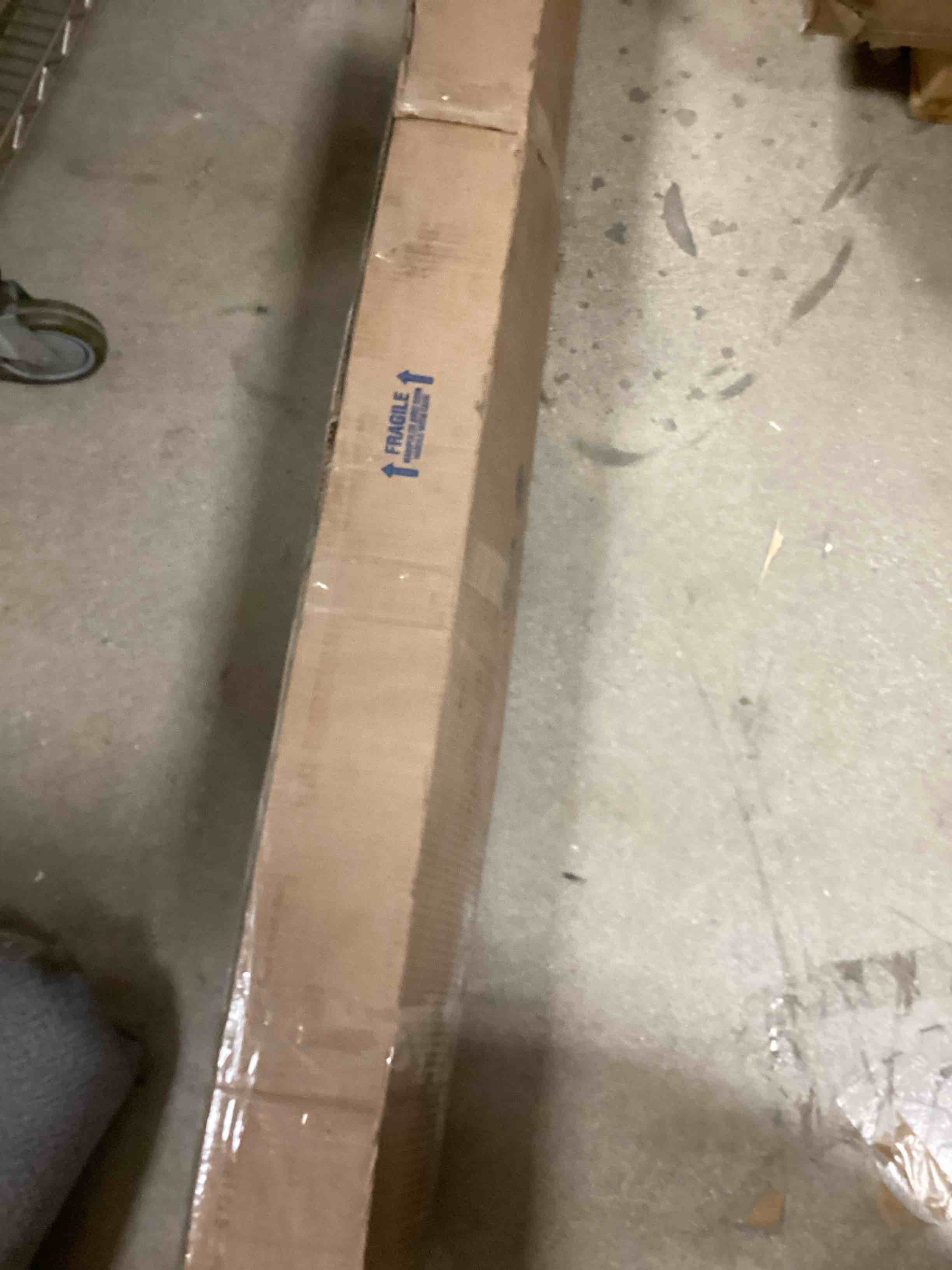 https://s3.amazonaws.com/lotting-images-prod/bidfta/BRN5122148_1779734567587.jpeg