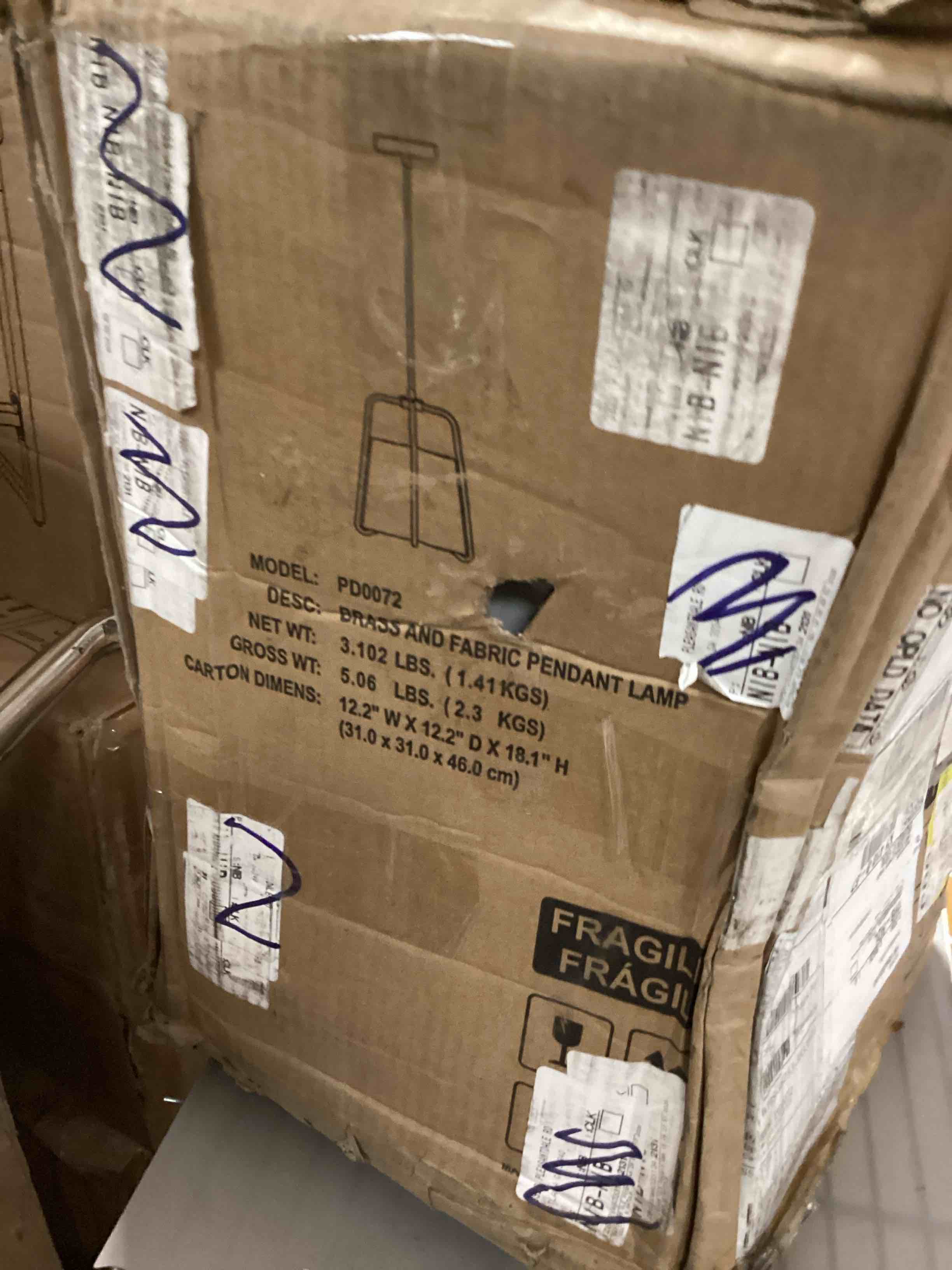 https://s3.amazonaws.com/lotting-images-prod/bidfta/BRN5122157_1779737395806.jpeg