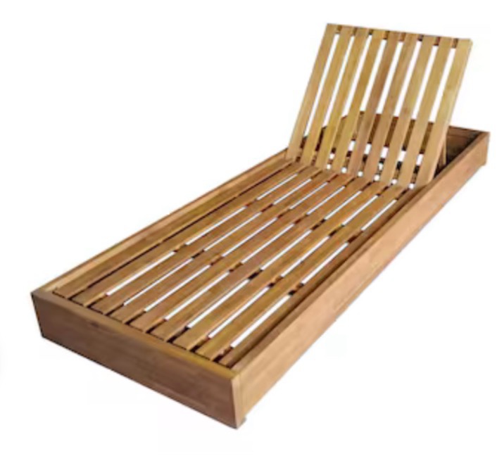 CHAISE LOUNGE
