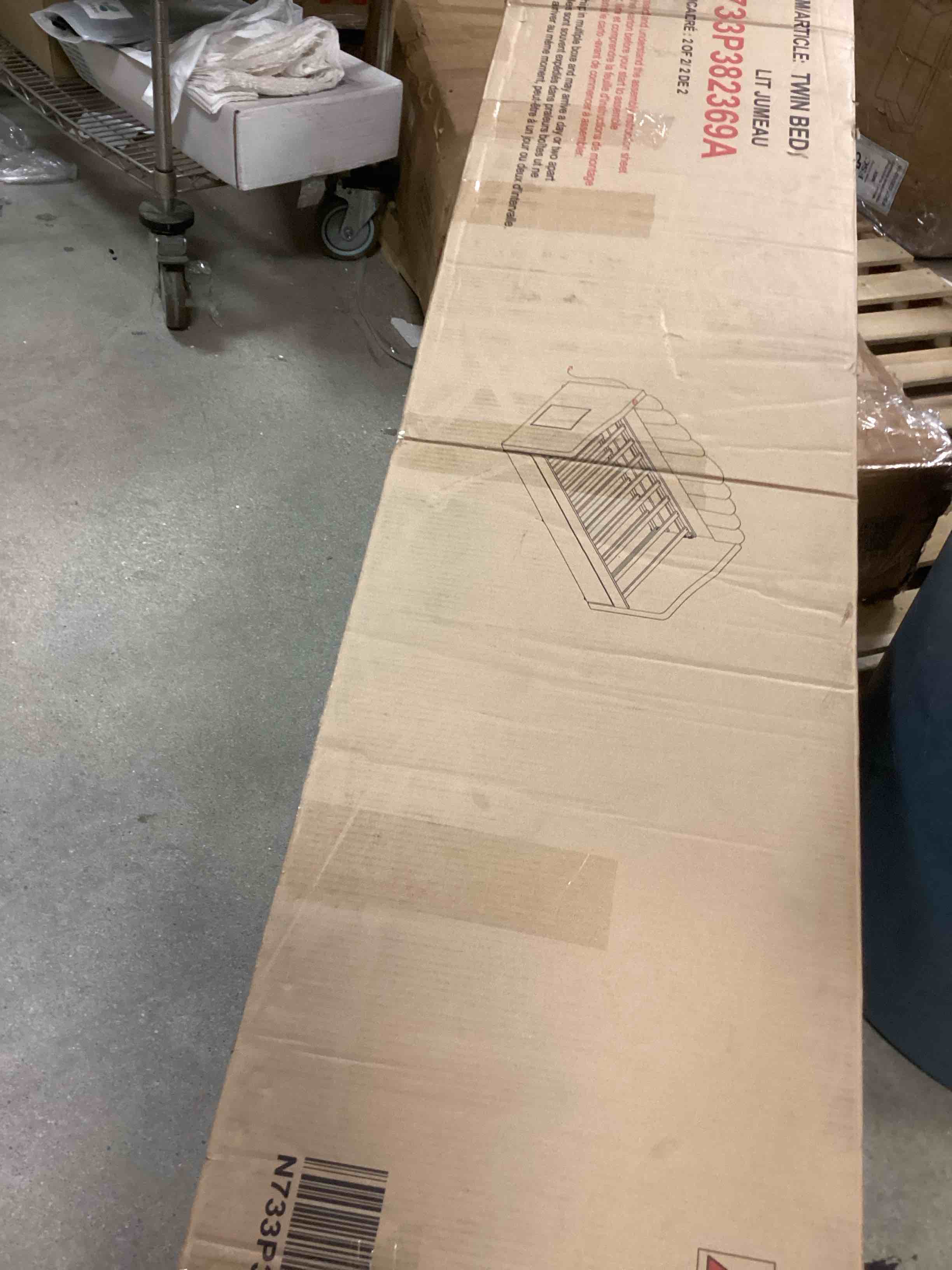 https://s3.amazonaws.com/lotting-images-prod/bidfta/BRN5122303_1779909389093.jpeg