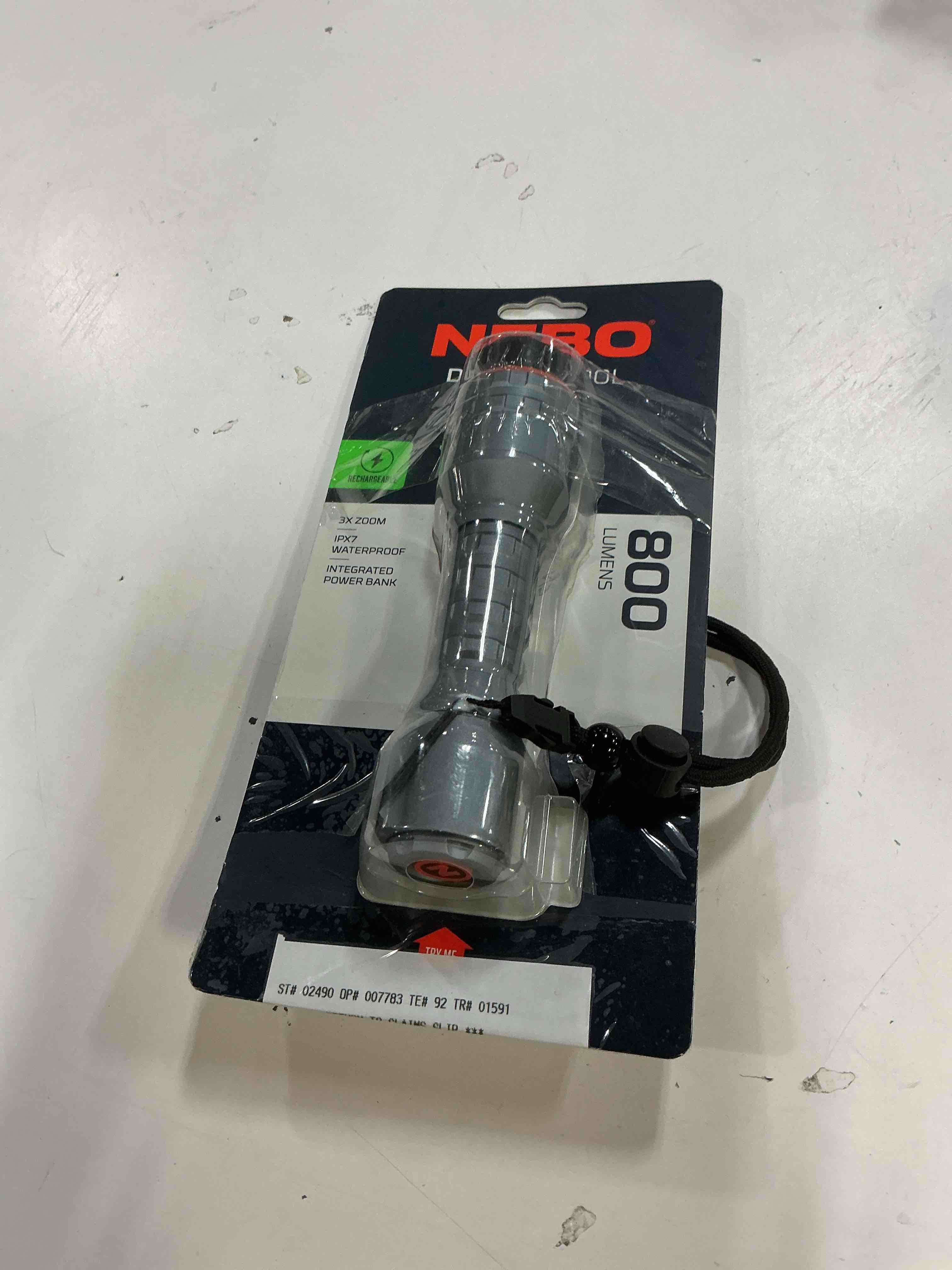 Condition photo showing Good Condition for nebo davinci 800 lumen flashlight rechargeable
