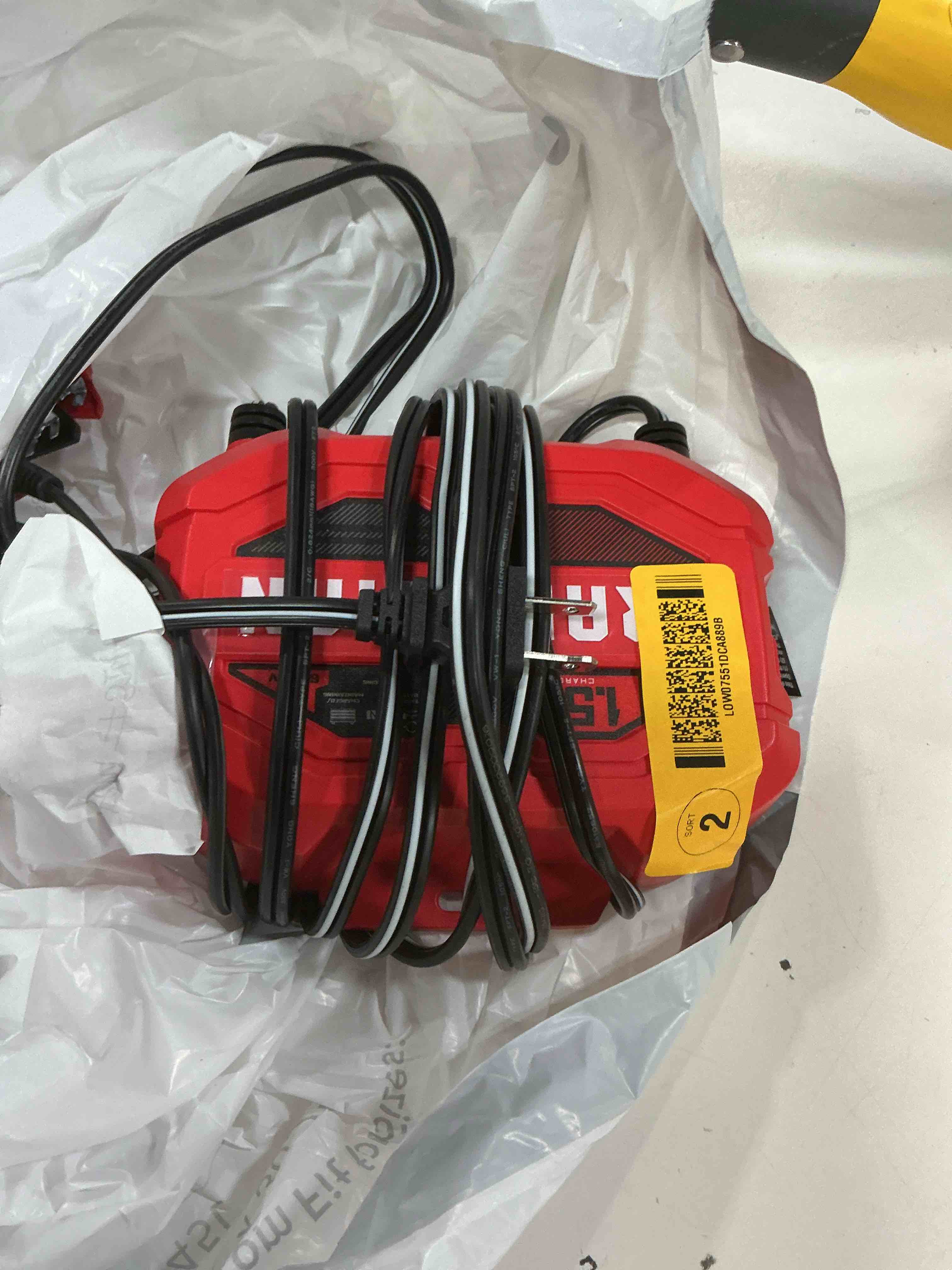Condition photo showing Good Condition for craftsman 1.5 -amp 6/12-volt car battery charger 5144532