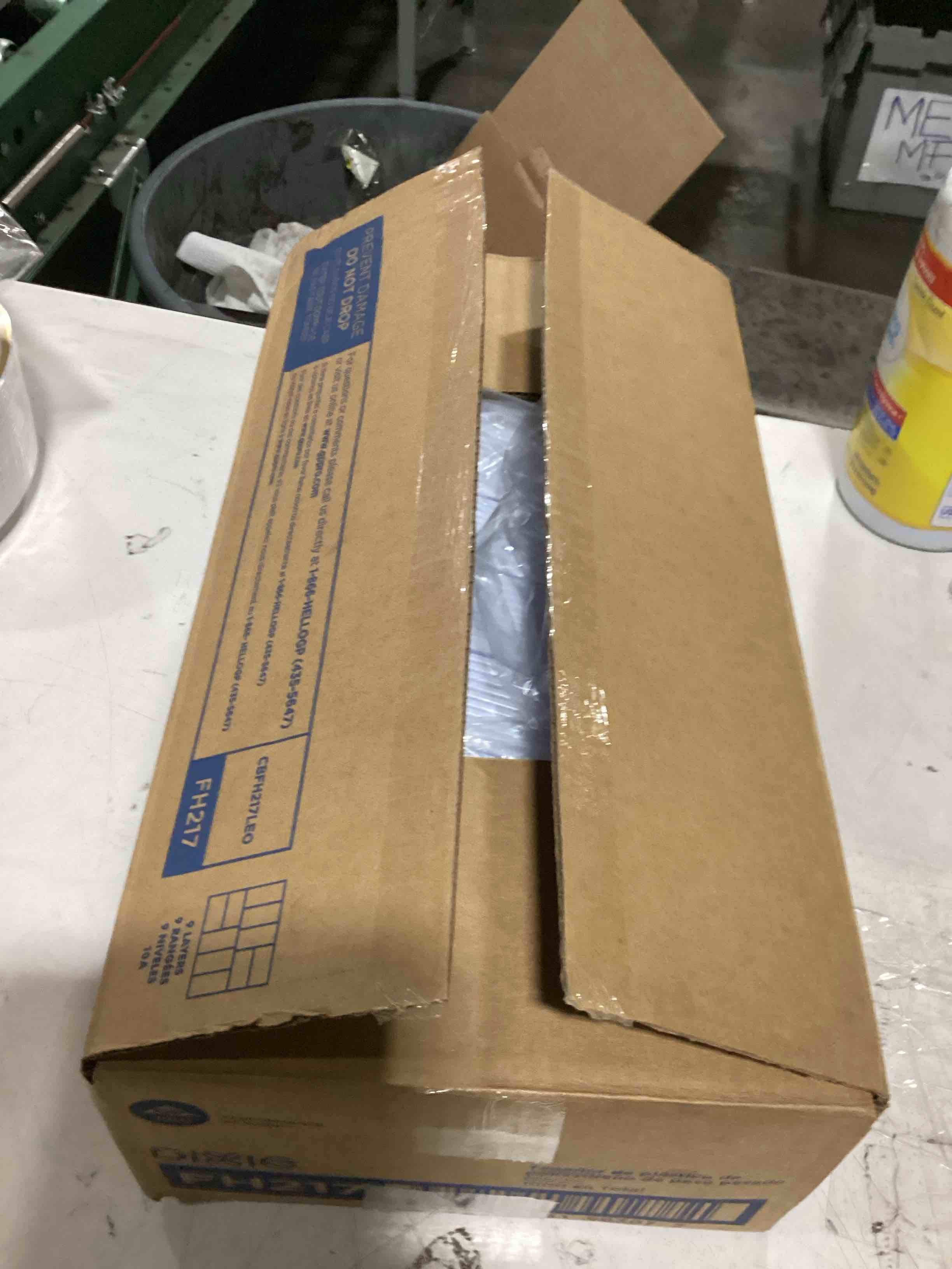 https://s3.amazonaws.com/lotting-images-prod/bidfta/BRN6086537_1789649242906.jpeg