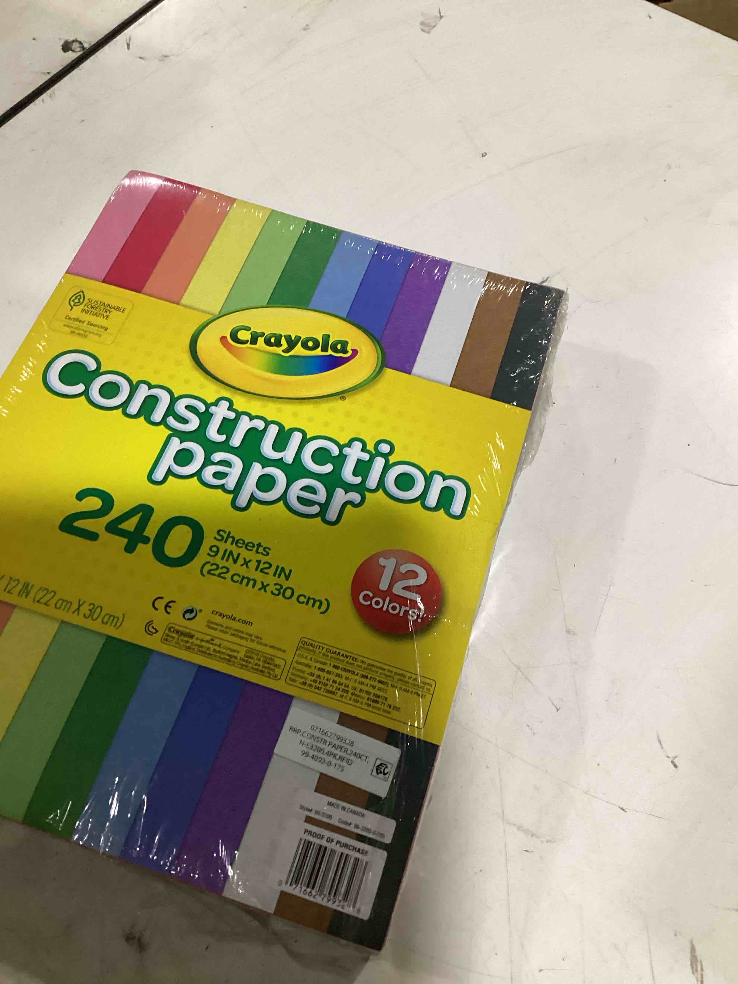 Crayola Construction Paper, 12 Assorted Colors - 240 ct