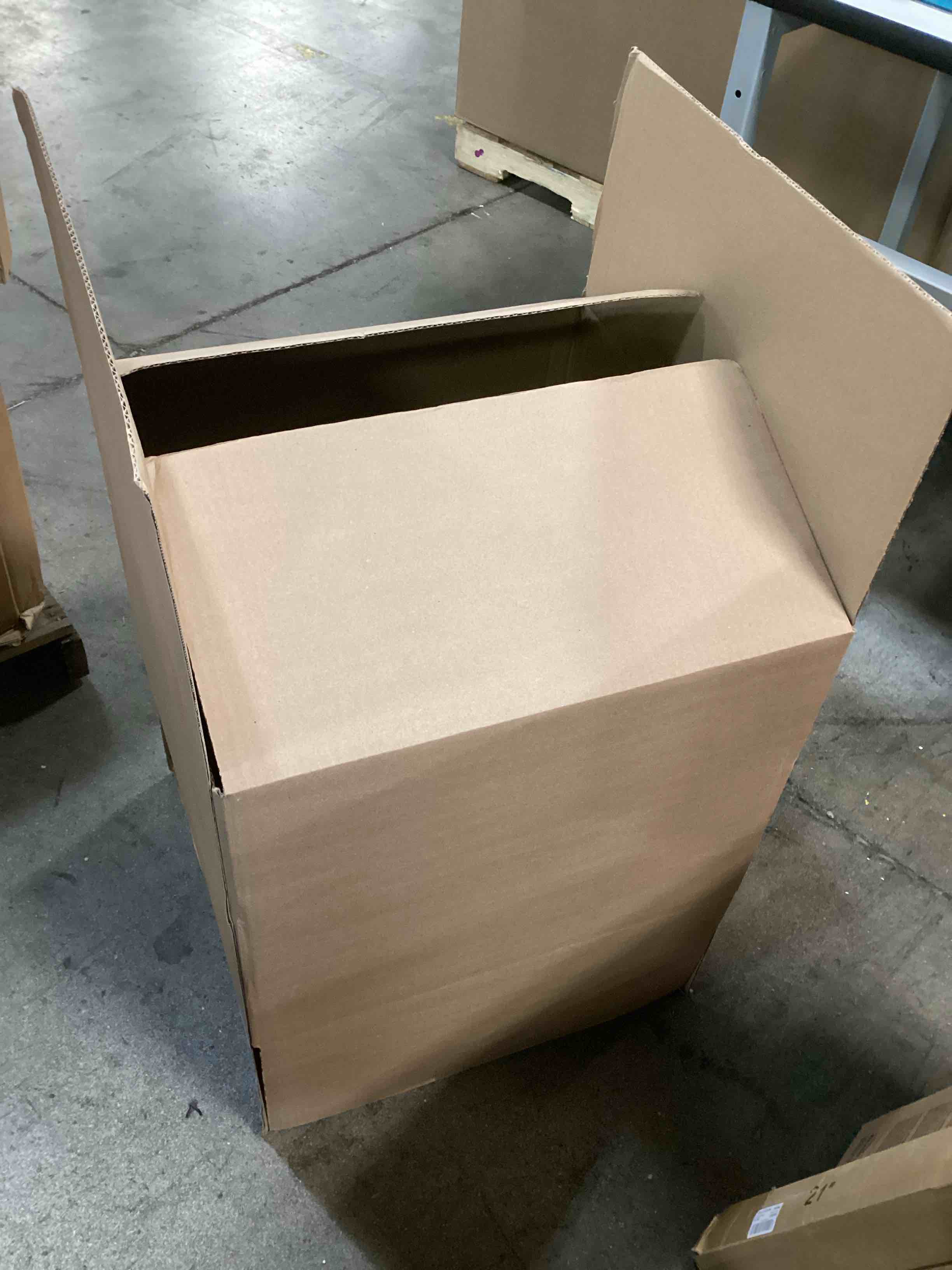 Condition photo showing Good Condition for Boxes Fast BF362120 Corrugated Cardboard Flat Wardrobe Boxes, 36" x 21" x 20", for Packing, Moving, Shipping and Storage, Kraft (Pack of 13)