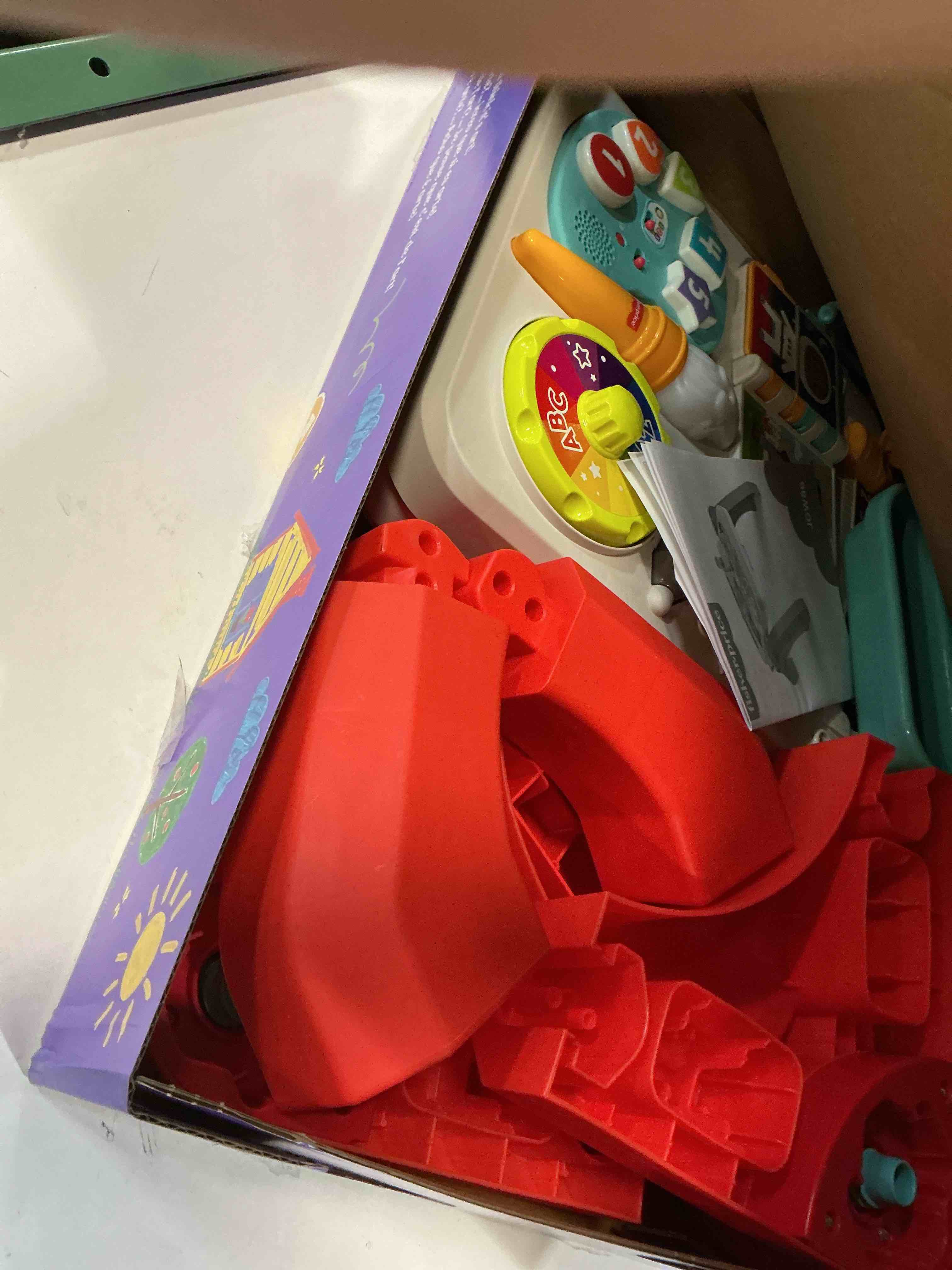 Condition photo showing Good Condition for Fisher-Price Juguete para Bebés Mesa de Actividades 4 en 1