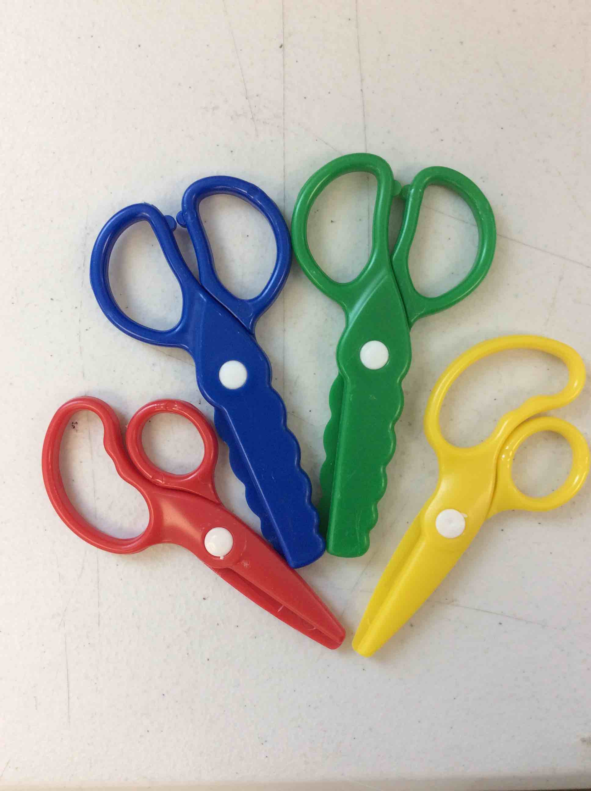 Condition photo showing New/Like New for dough scissors