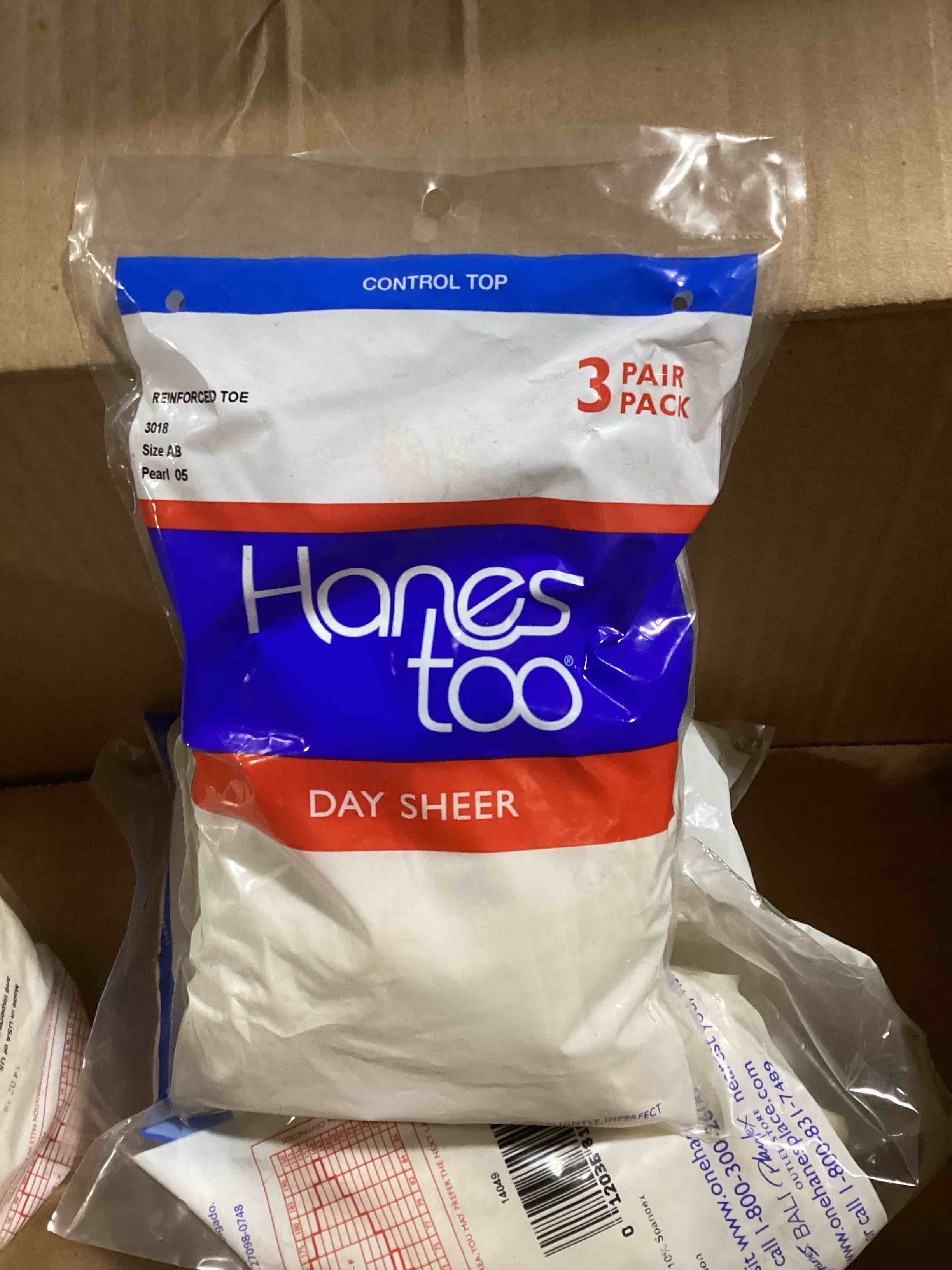 Condition photo showing New/Like New for 24-per case- hanes too day sheer