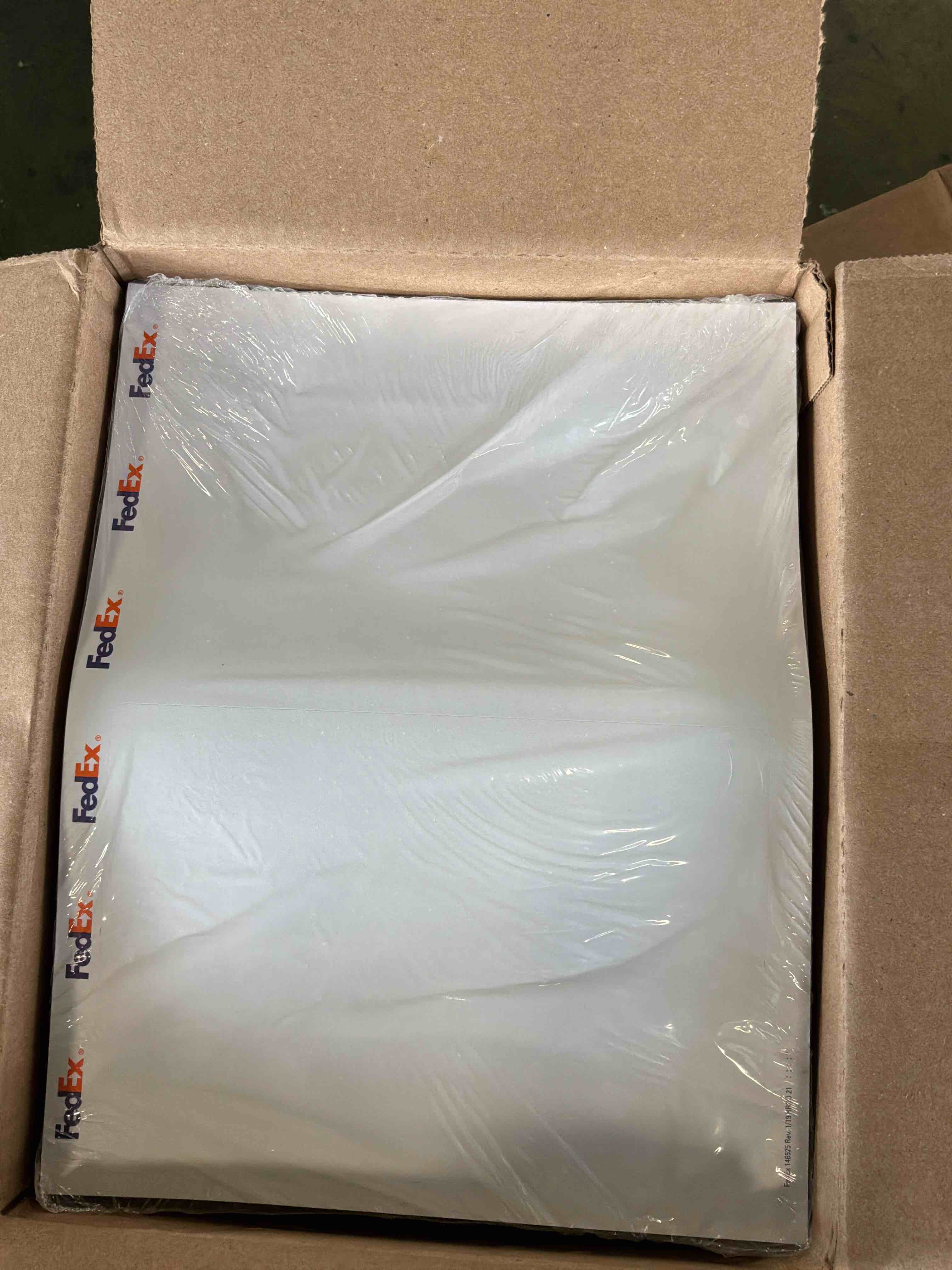 https://s3.amazonaws.com/lotting-images-prod/bidfta/BRN7339736_1783444804881.jpeg