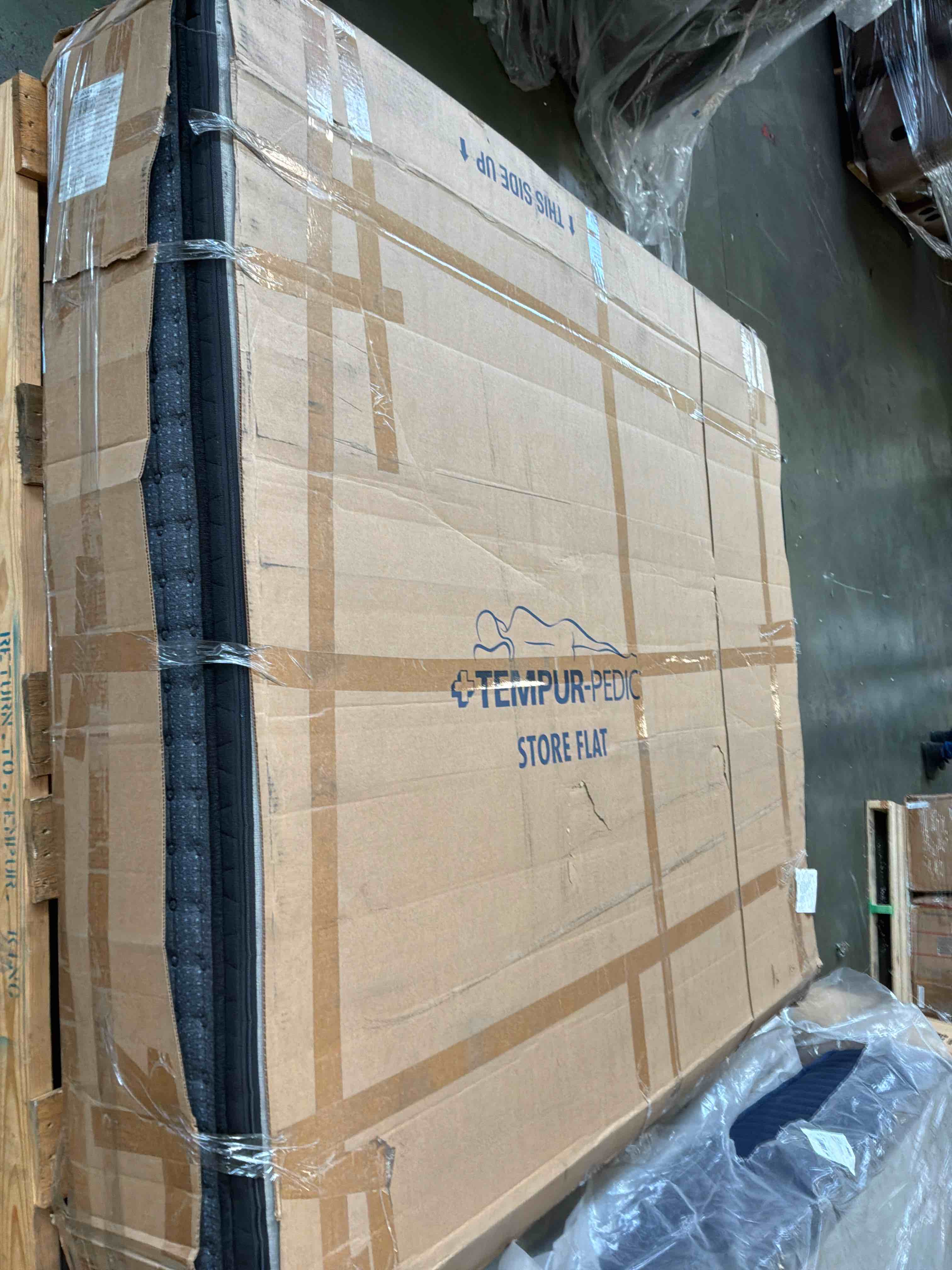 Condition photo showing Good Condition for m40551 elite elite springs firm california king mattress