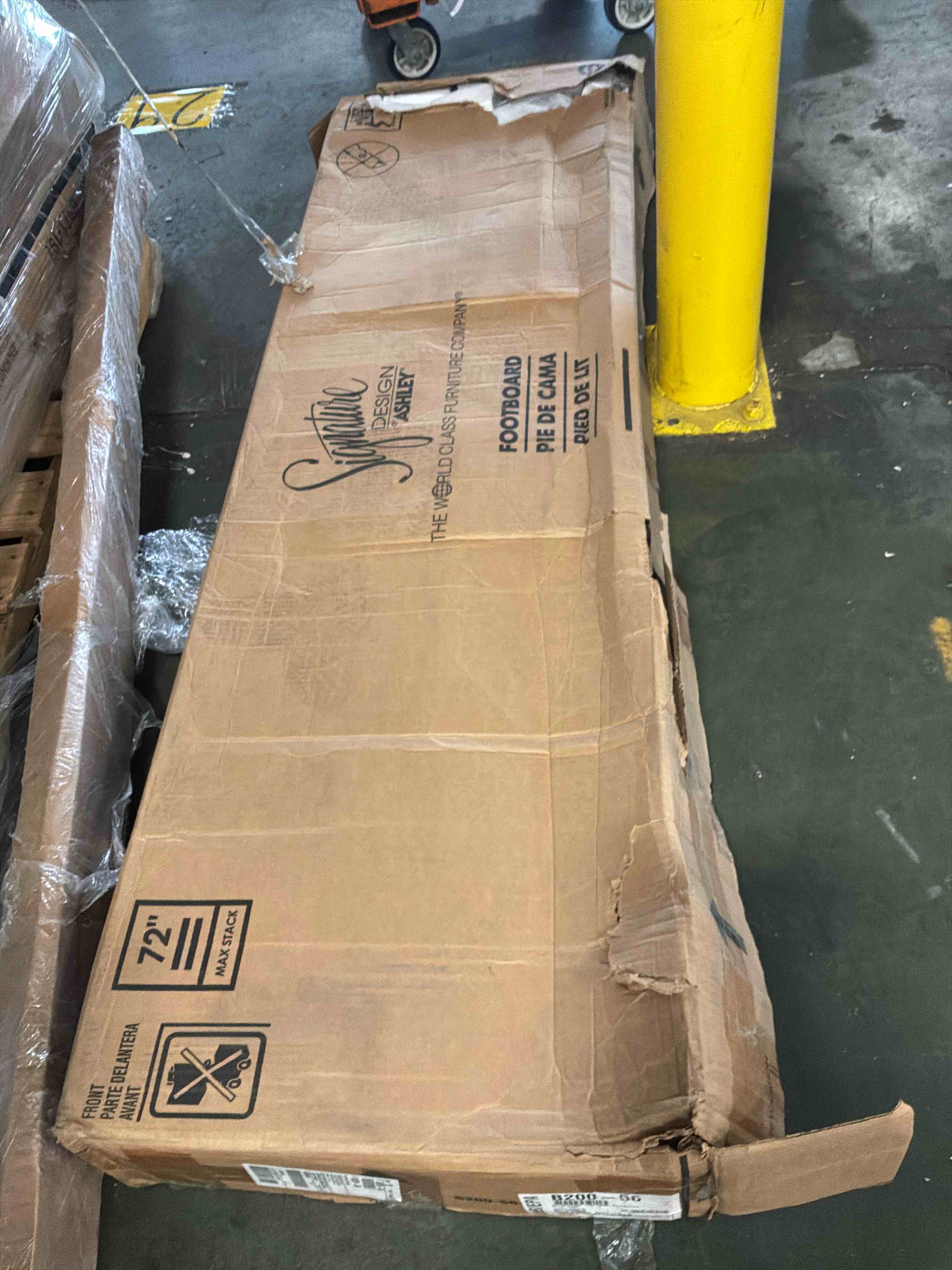 Condition photo showing Good Condition for b200-56 farmstone king panel footboard