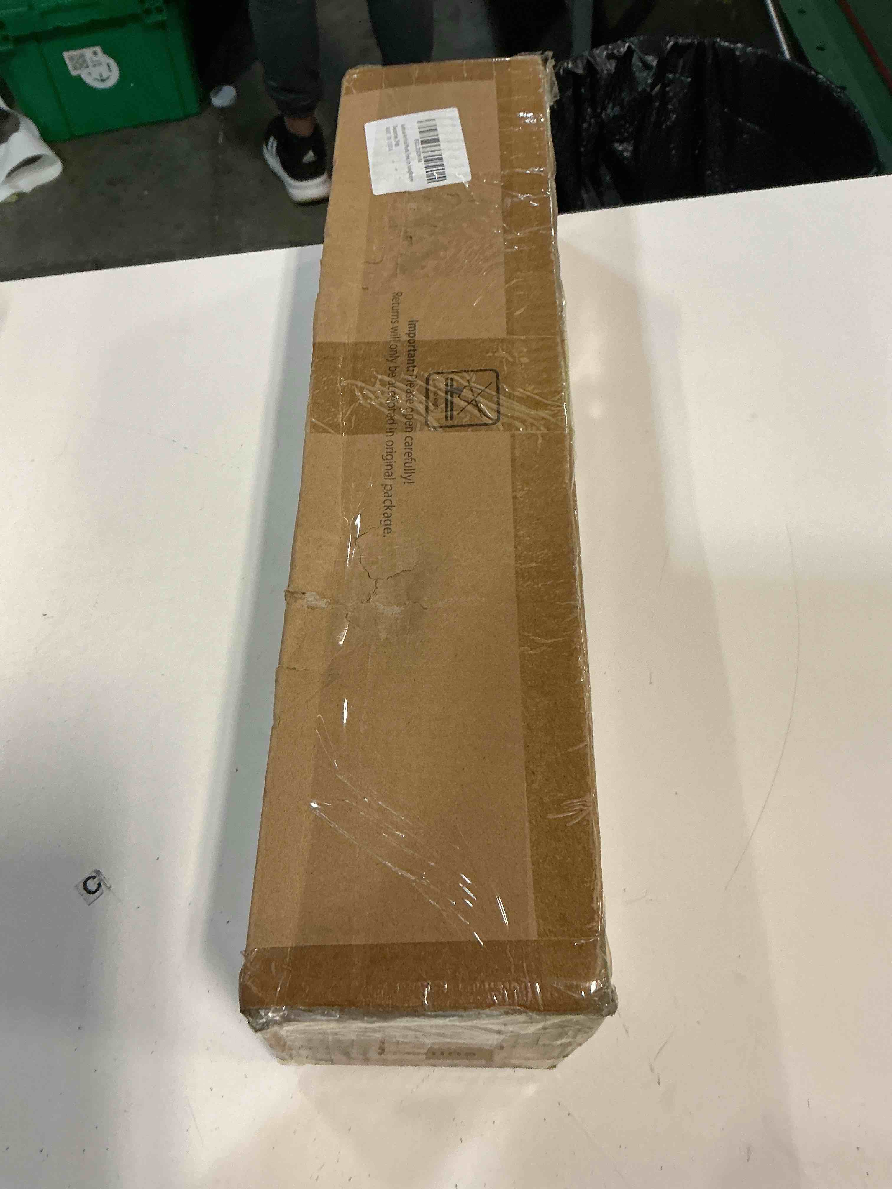 https://s3.amazonaws.com/lotting-images-prod/bidfta/BRN7366332_1789389574826.jpeg