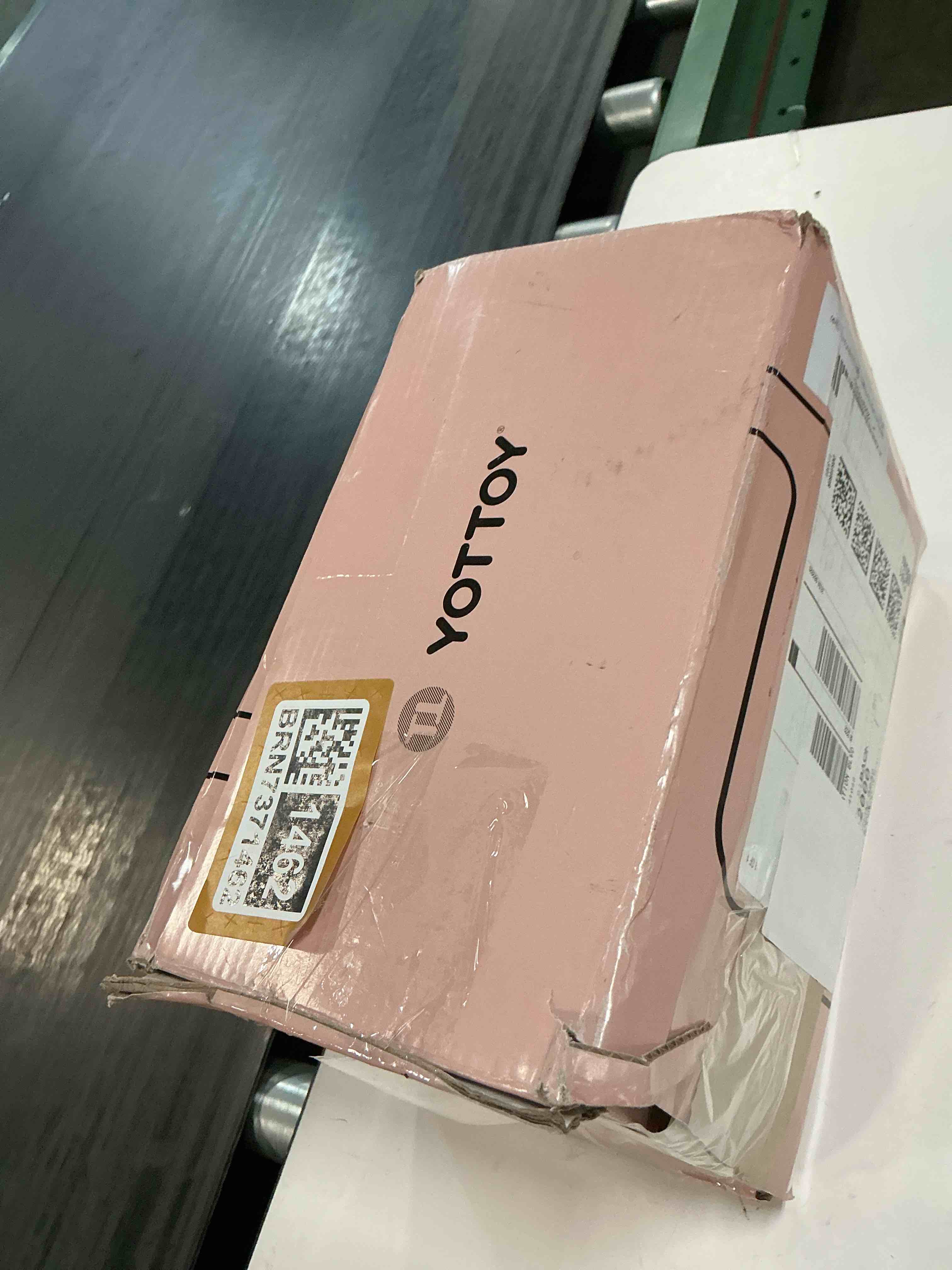 https://s3.amazonaws.com/lotting-images-prod/bidfta/BRN7371462_1788539545548.jpeg