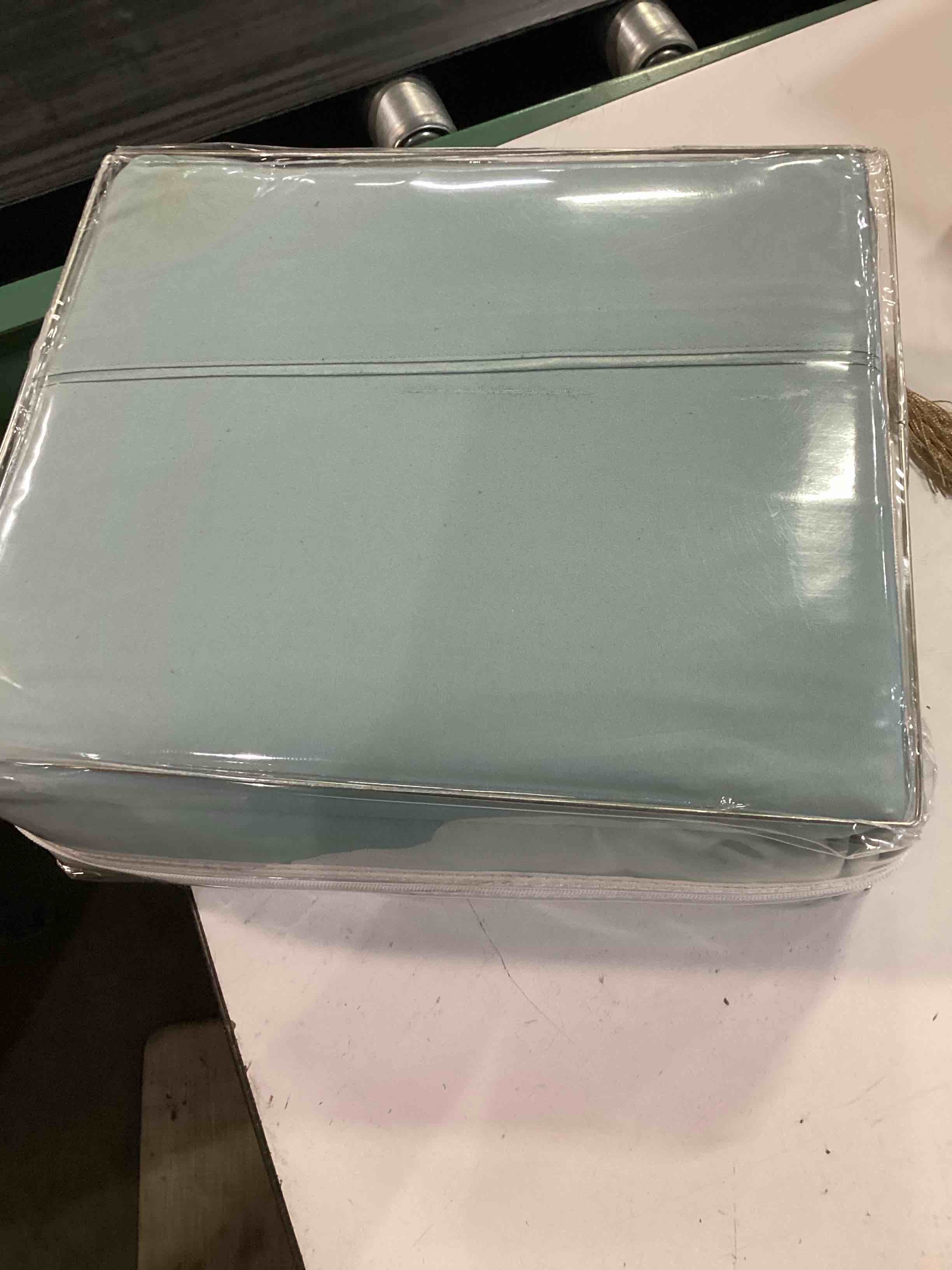 Condition photo showing New/Like New for mueller ultratemp bed sheets set, super soft, 6 piece california king sheet sets, deep pocket up to 16", transfers heat, breathes better, hypoallergenic, wrinkle-resistant, oeko-tex, aqua