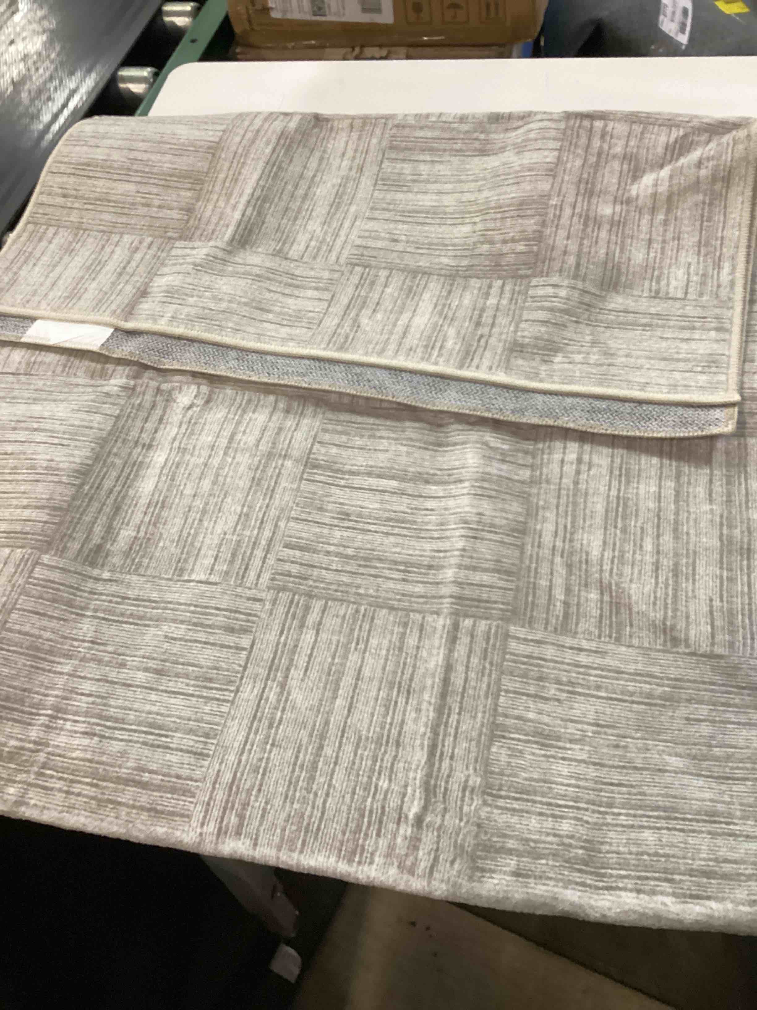 Condition photo showing Good Condition for area rug 2x5 washable gray 