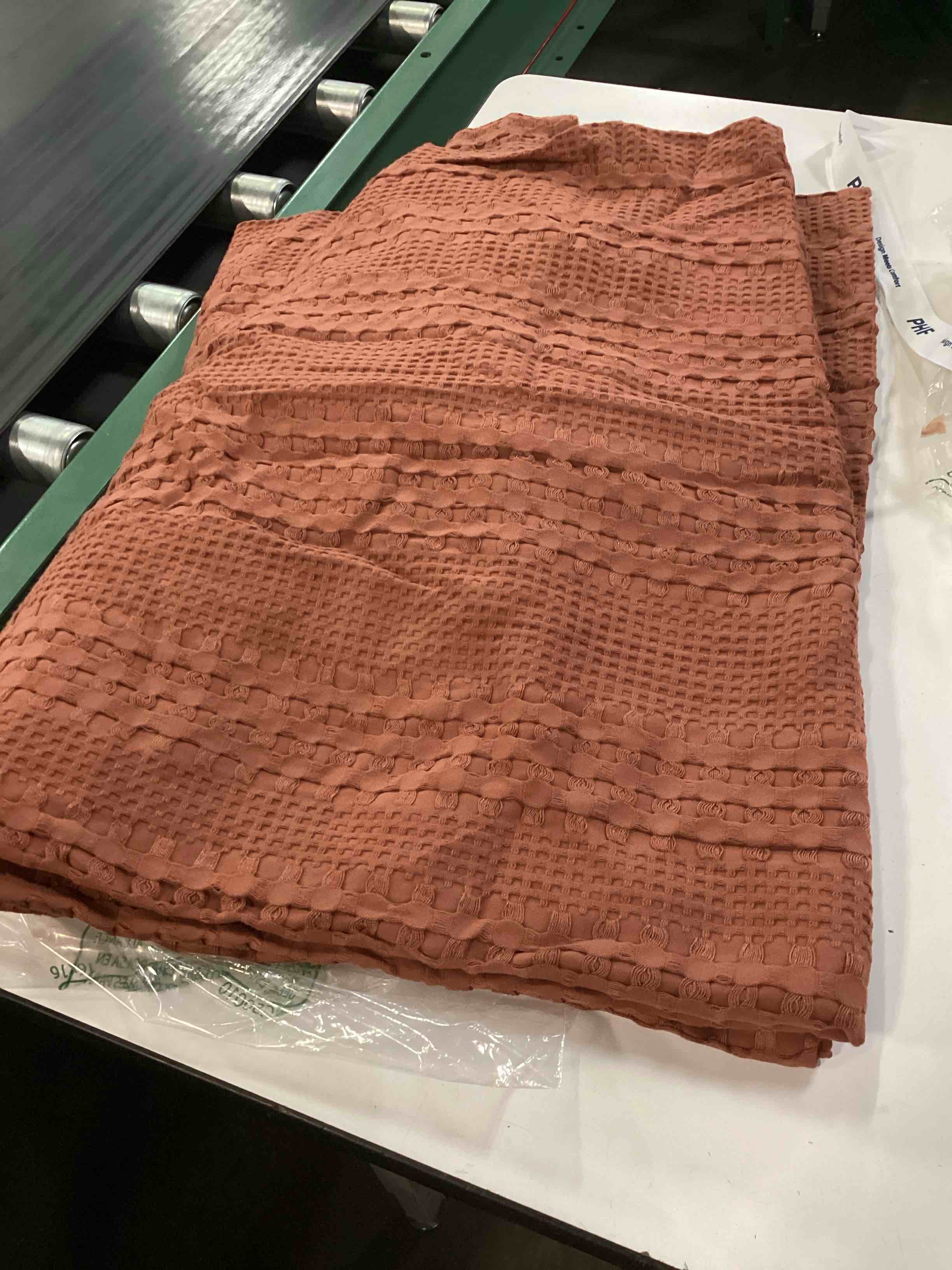 Condition photo showing Good Condition for phf cooling waffle blanket queen size, lightweight 60% rayon from bamboo & 40% cotton breathable blanket for hot sleepers, summer use, soft luxury for bed couch sofa, 90"x90", terracotta