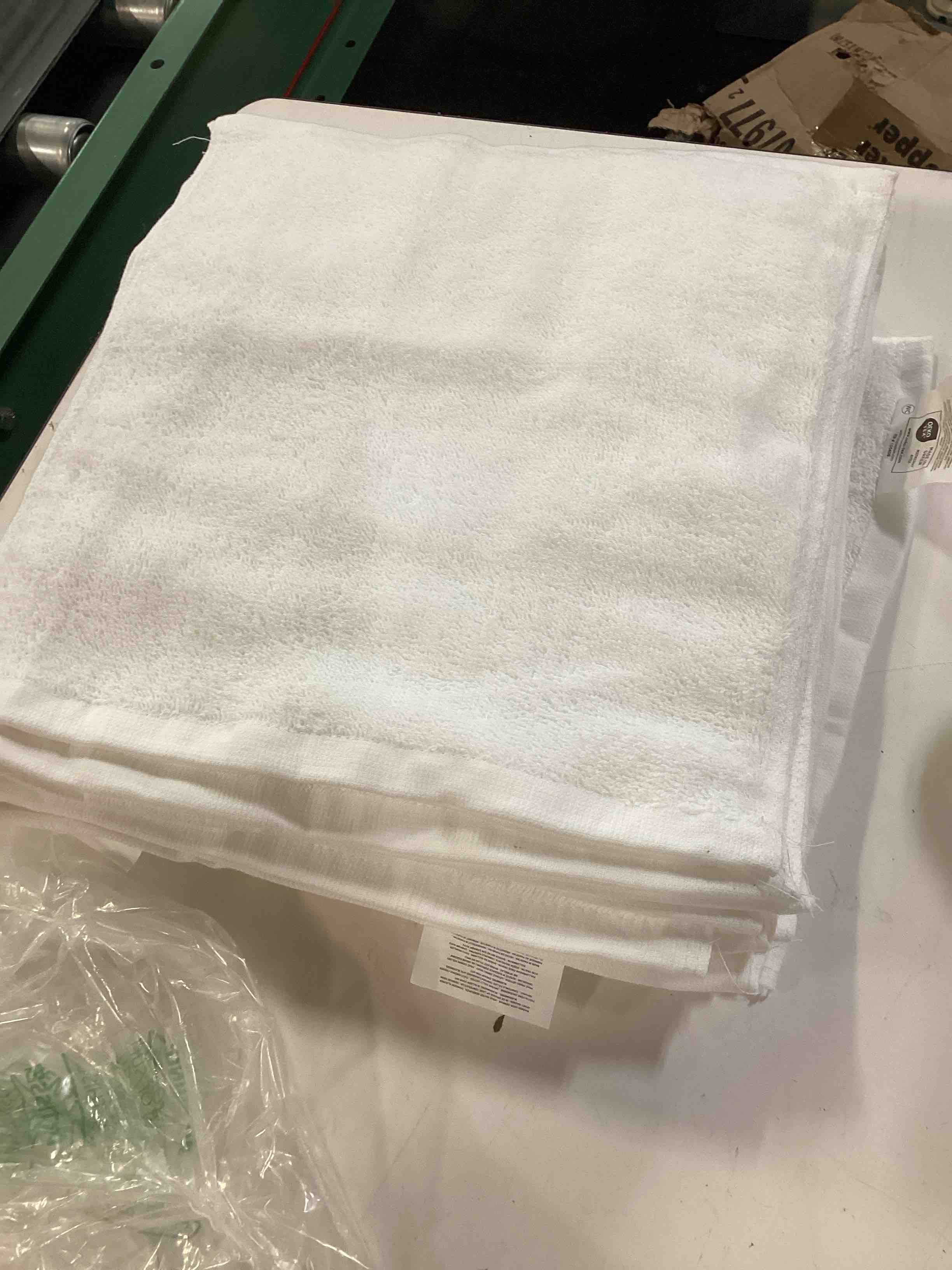Condition photo showing Good Condition for 24 pack cotton wash cloths set for showering [12x12] assortment