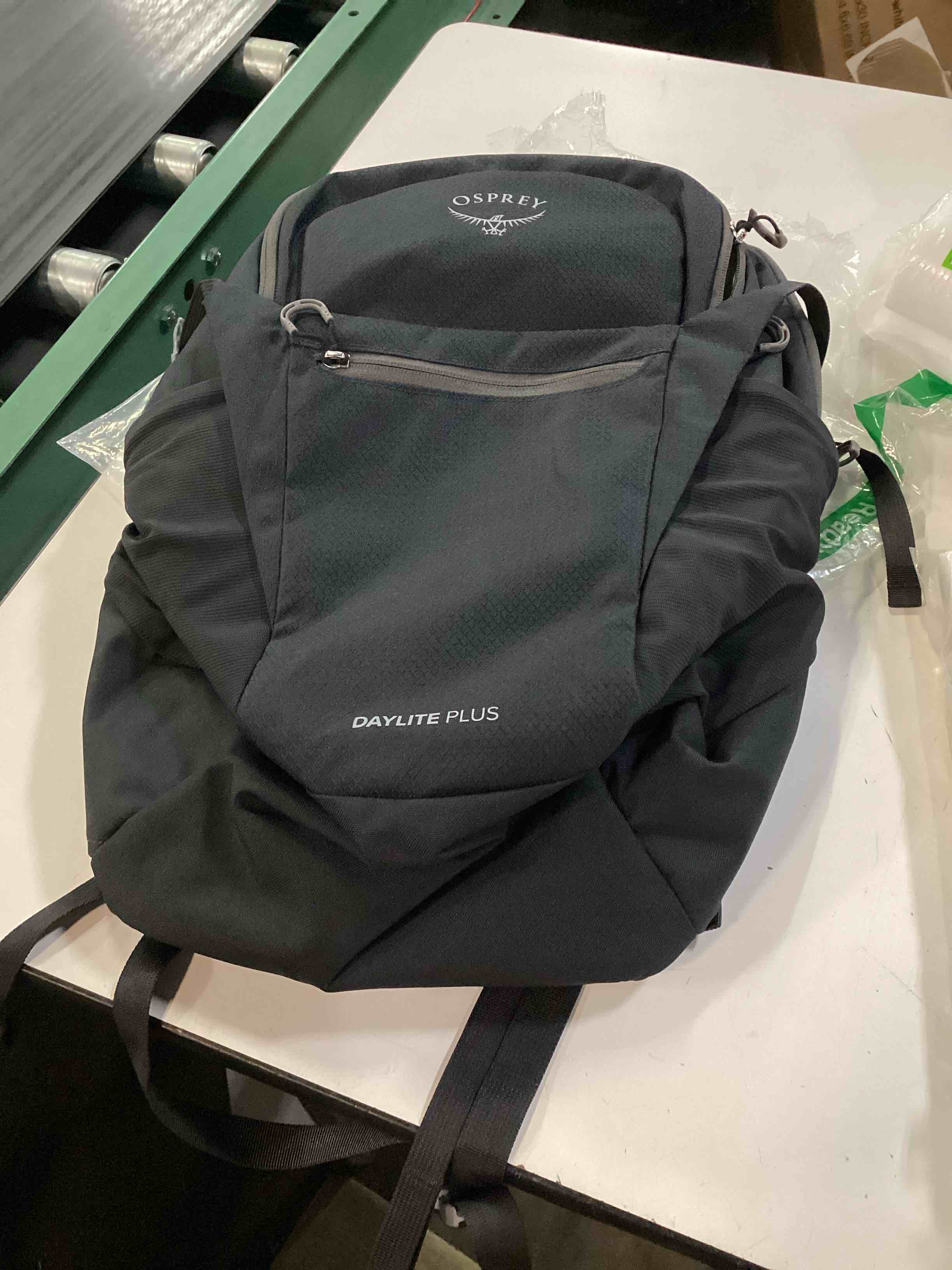 Condition photo showing Good Condition for osprey daylite plus commuter backpack – lightweight, everyday pack with laptop sleeve and water bottle pockets – ideal for work, school, and travel with versatile storage options, black