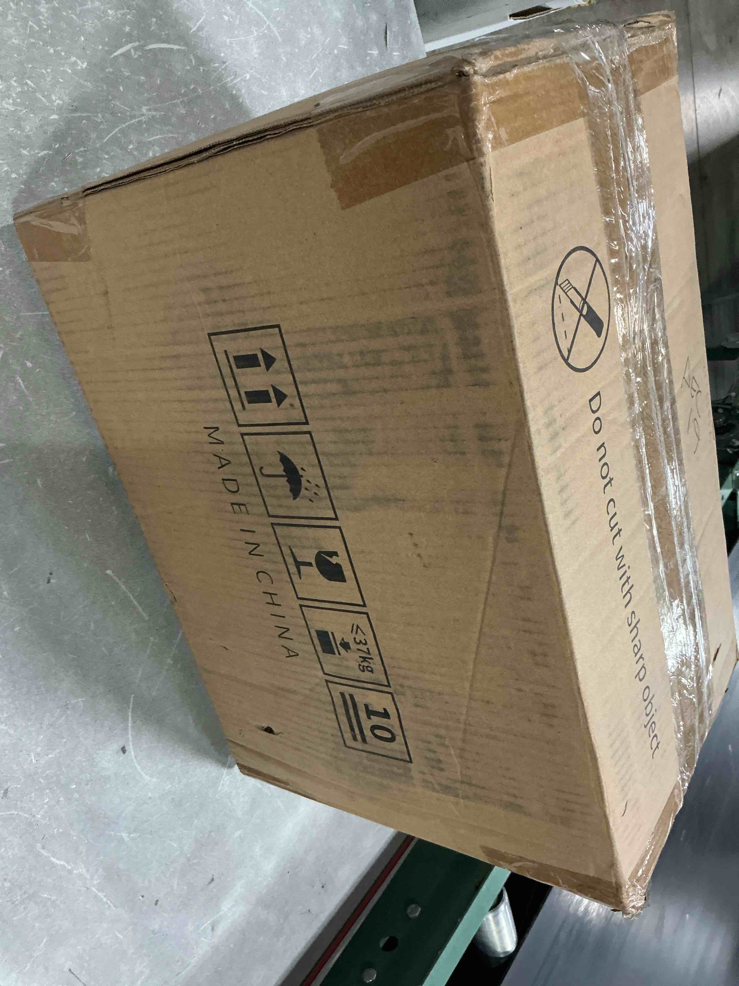 https://s3.amazonaws.com/lotting-images-prod/bidfta/BRN7464611_1789472483269.jpeg
