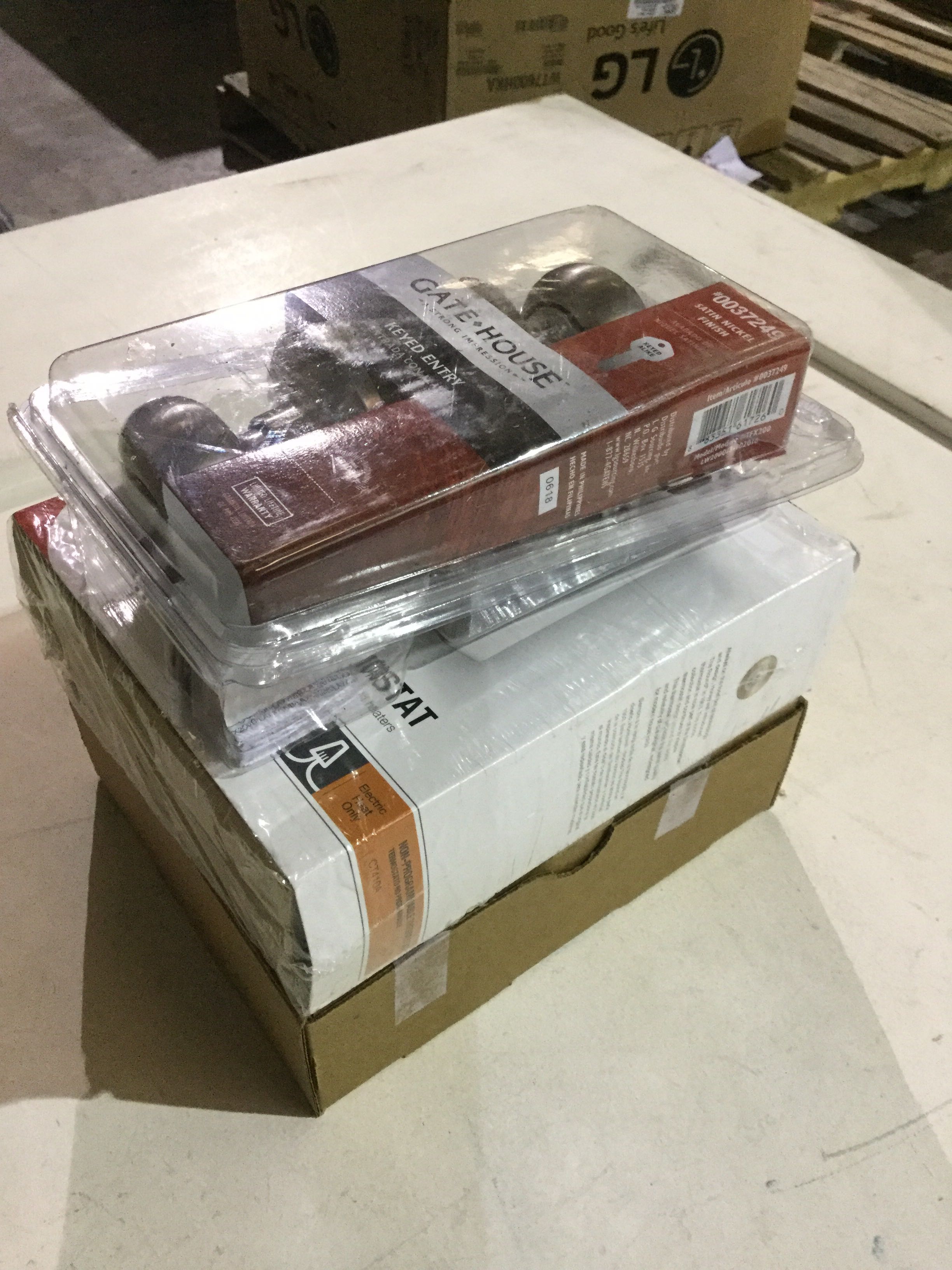 https://s3.amazonaws.com/lotting-images-prod/bidfta/CD564293_1544204153726.jpeg