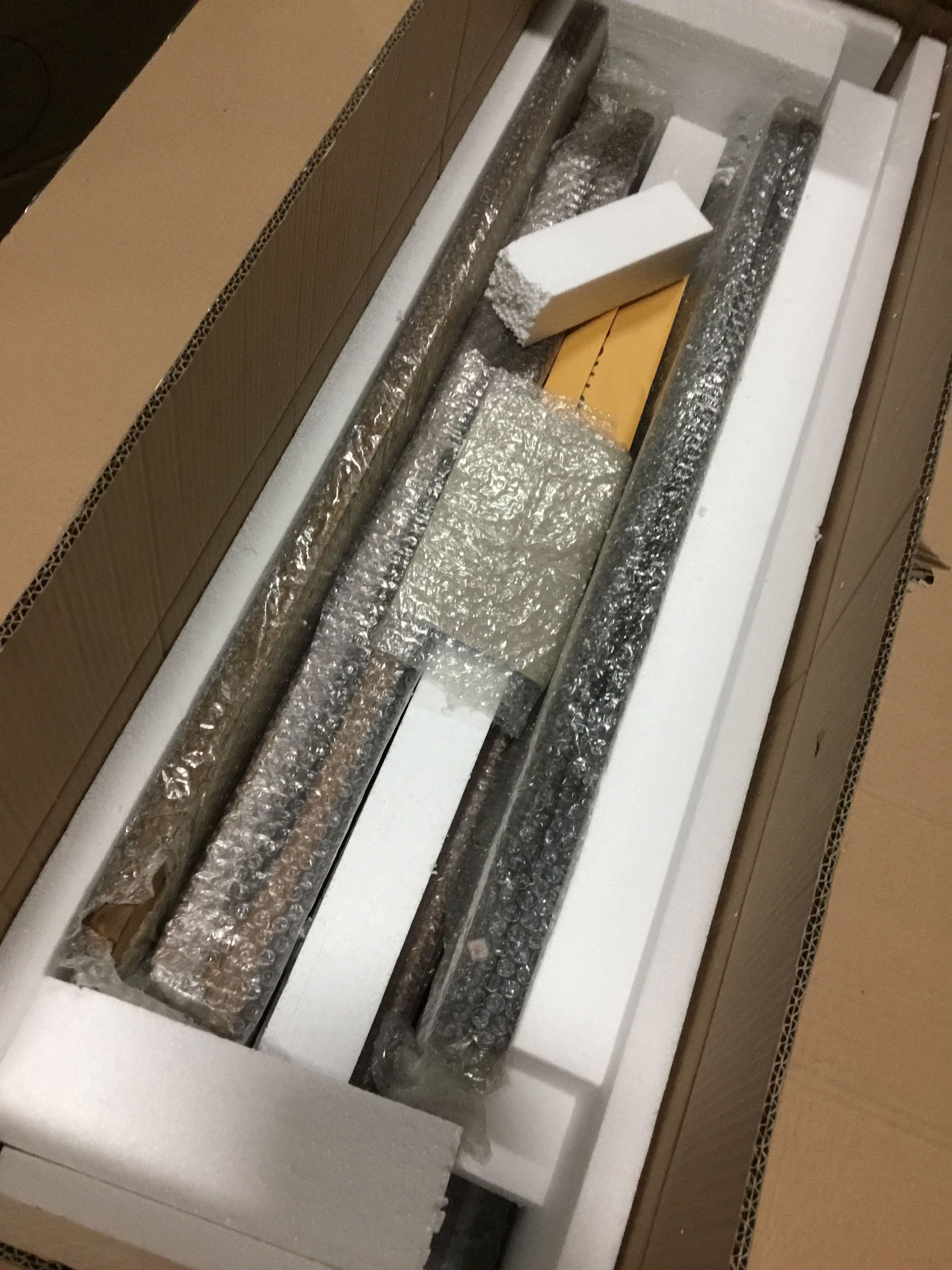 https://s3.amazonaws.com/lotting-images-prod/bidfta/CP1140486_1546277638365.jpeg