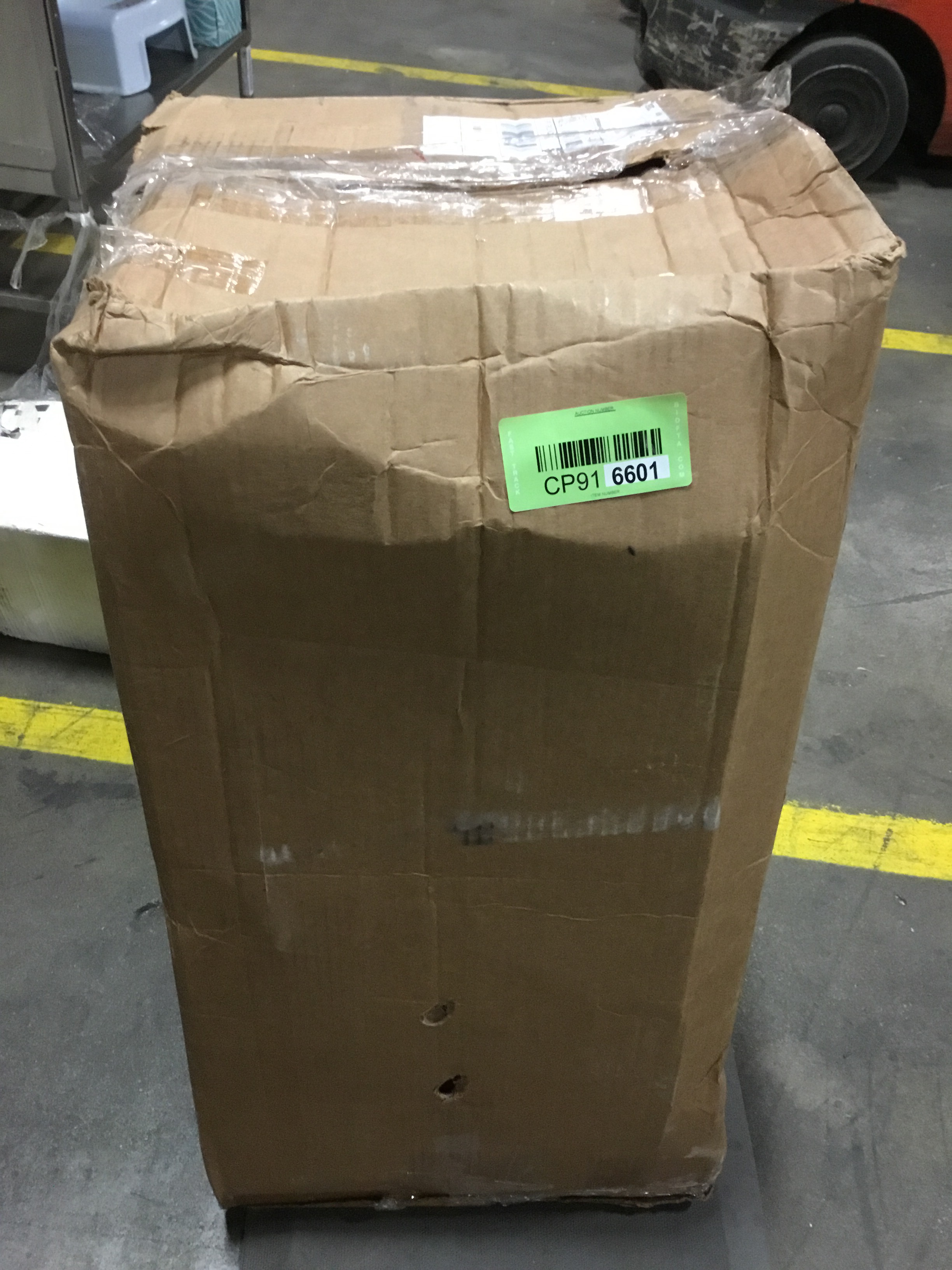 https://s3.amazonaws.com/lotting-images-prod/bidfta/CP916601_1543325787573.jpeg