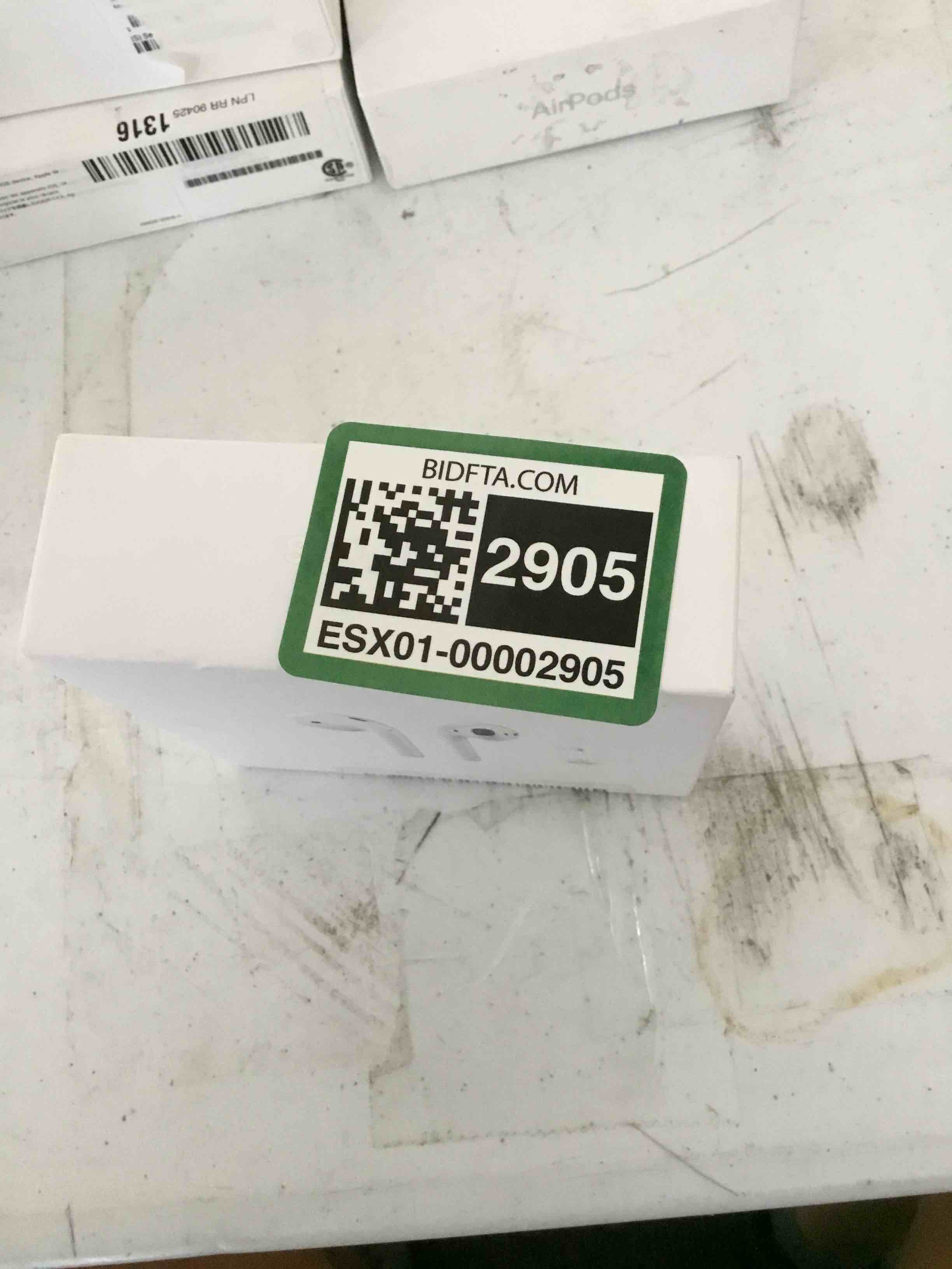 https://s3.amazonaws.com/lotting-images-prod/bidfta/ESX01-00002905_1660063815029.jpeg