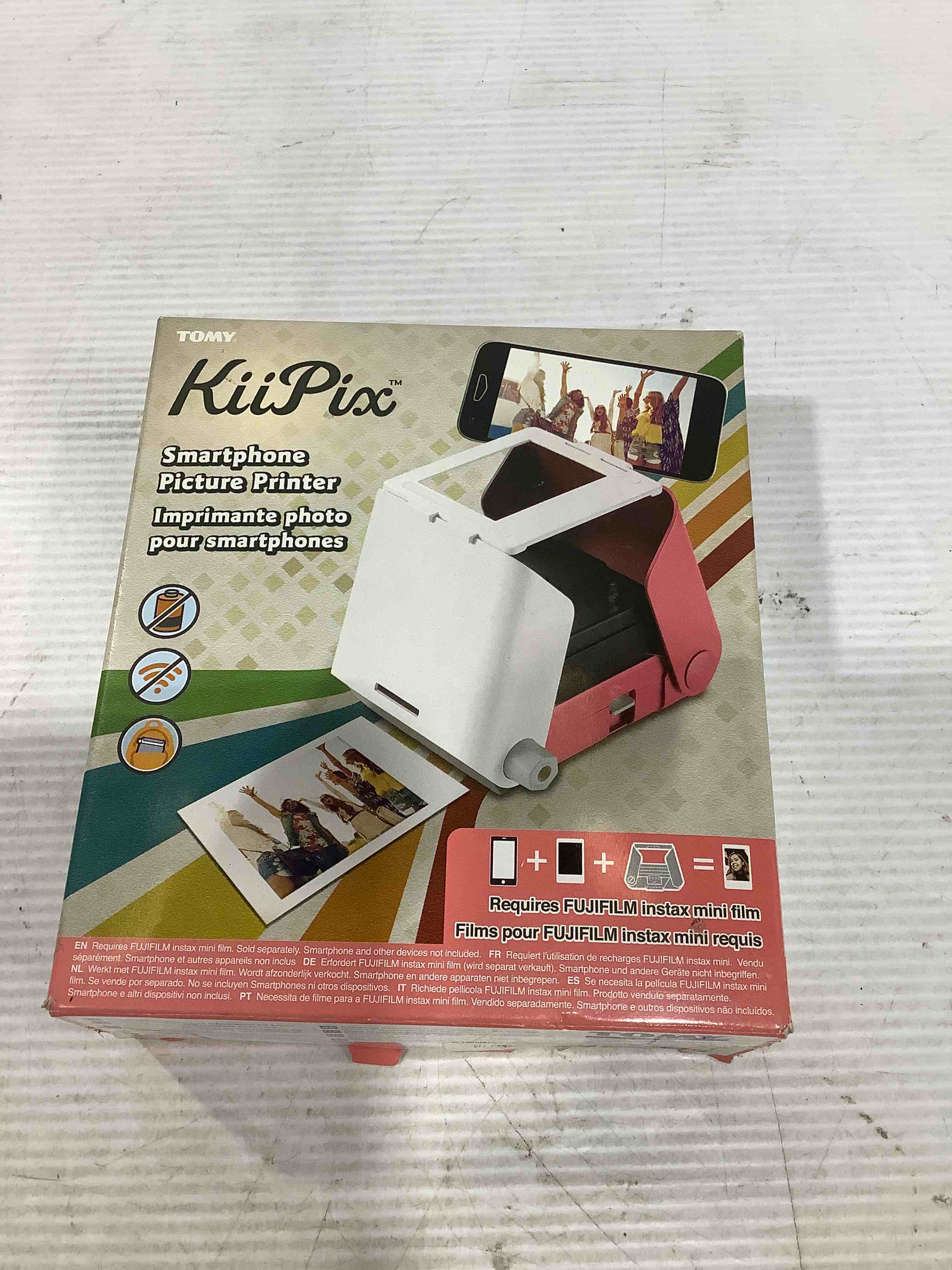 https://s3.amazonaws.com/lotting-images-prod/bidfta/ESX01-00008437_1659008950800.jpeg