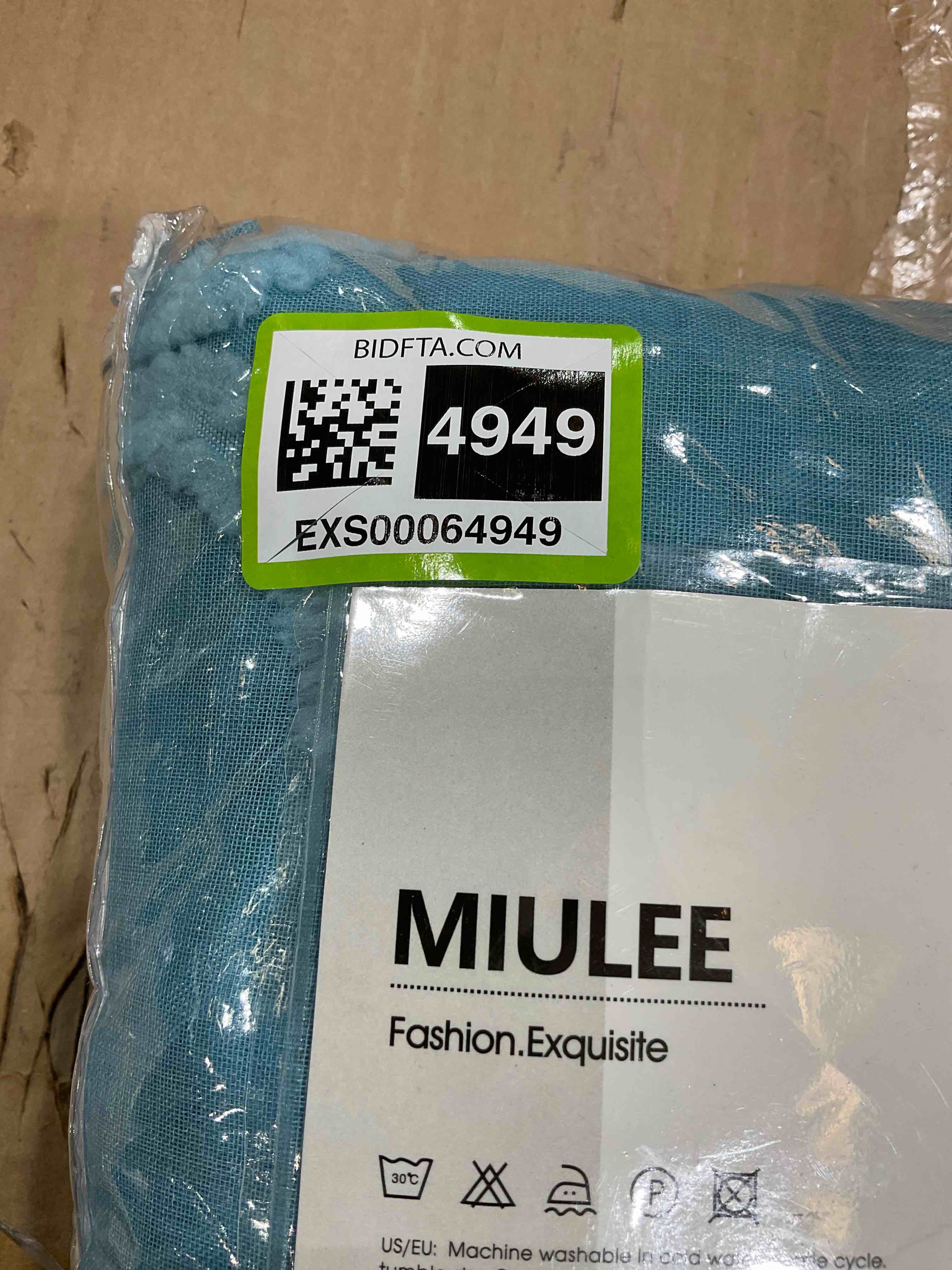 https://s3.amazonaws.com/lotting-images-prod/bidfta/EXS00064949_1671634960443.jpeg