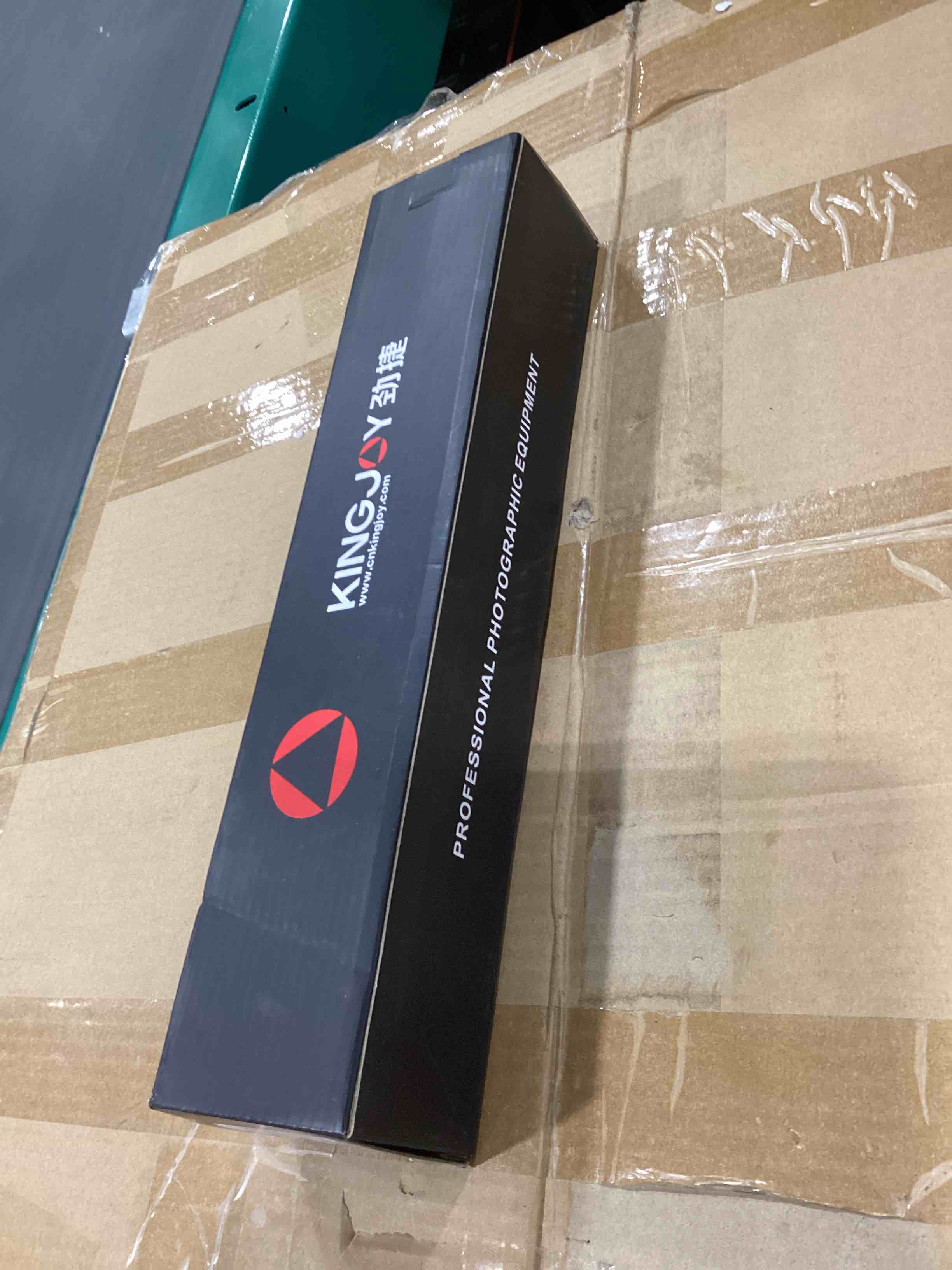 https://s3.amazonaws.com/lotting-images-prod/bidfta/EXS00091061_1671713029006.jpeg
