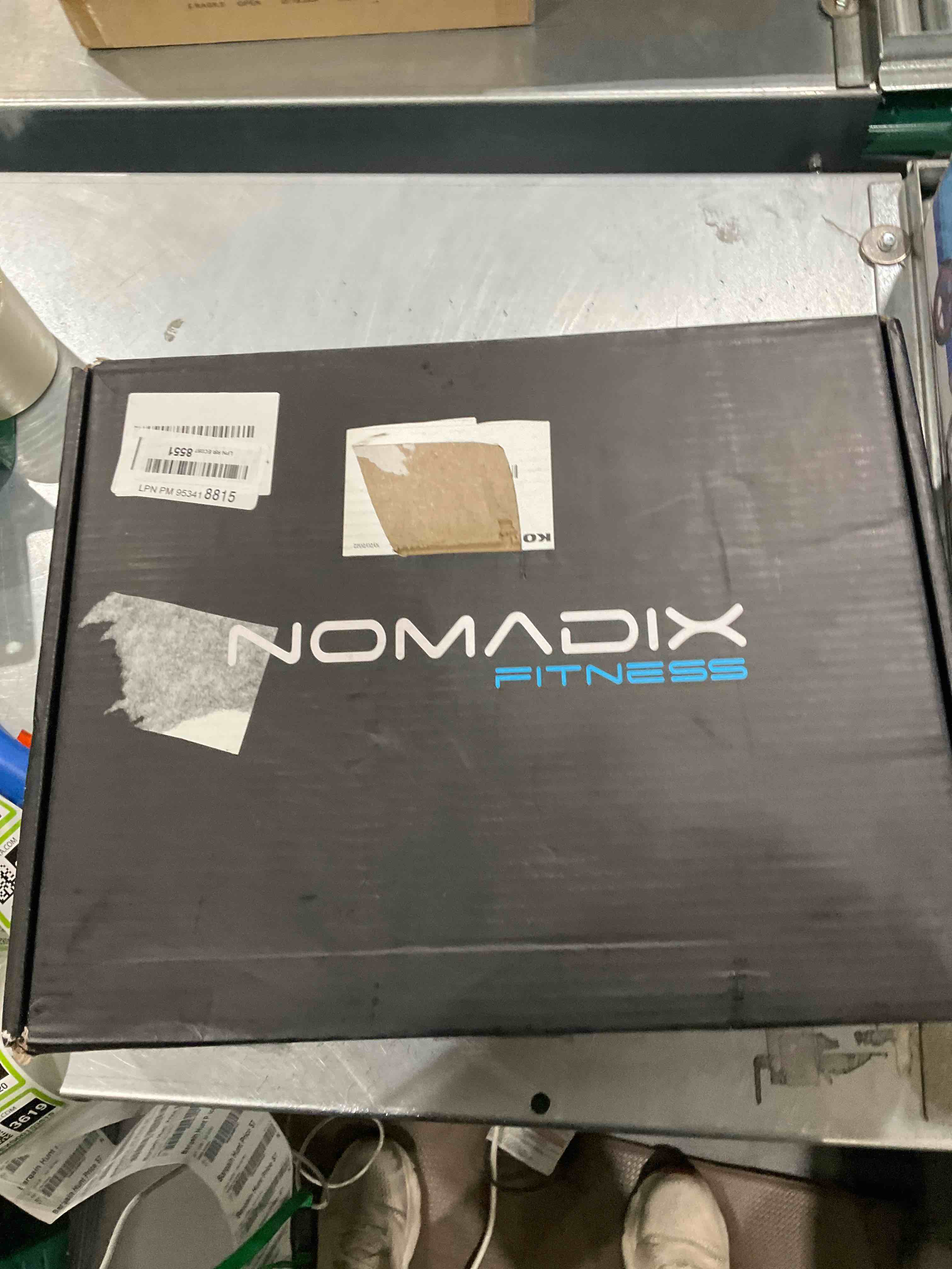 https://s3.amazonaws.com/lotting-images-prod/bidfta/EXS00103619_1676652016325.jpeg