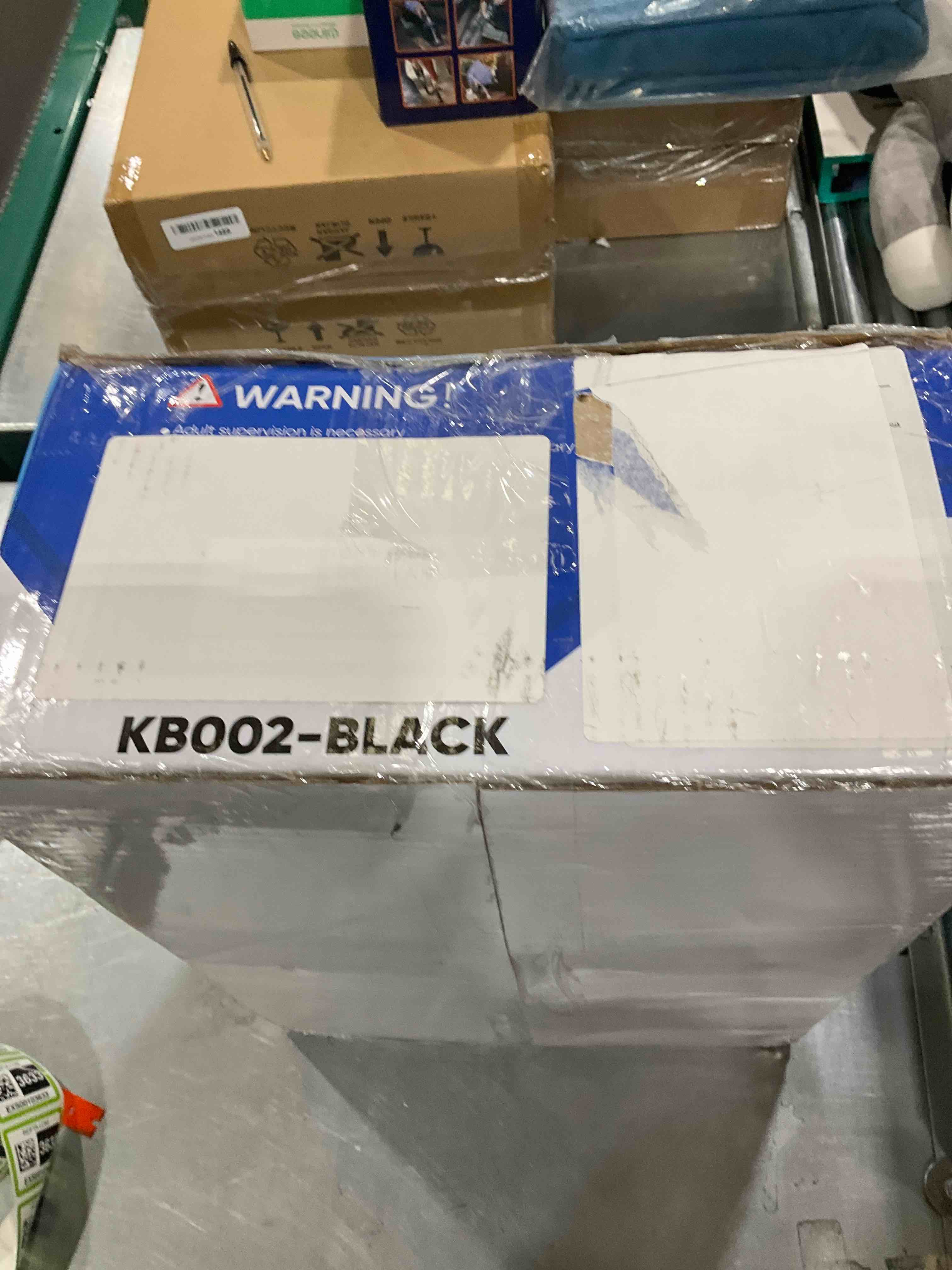 https://s3.amazonaws.com/lotting-images-prod/bidfta/EXS00103620_1676652226653.jpeg