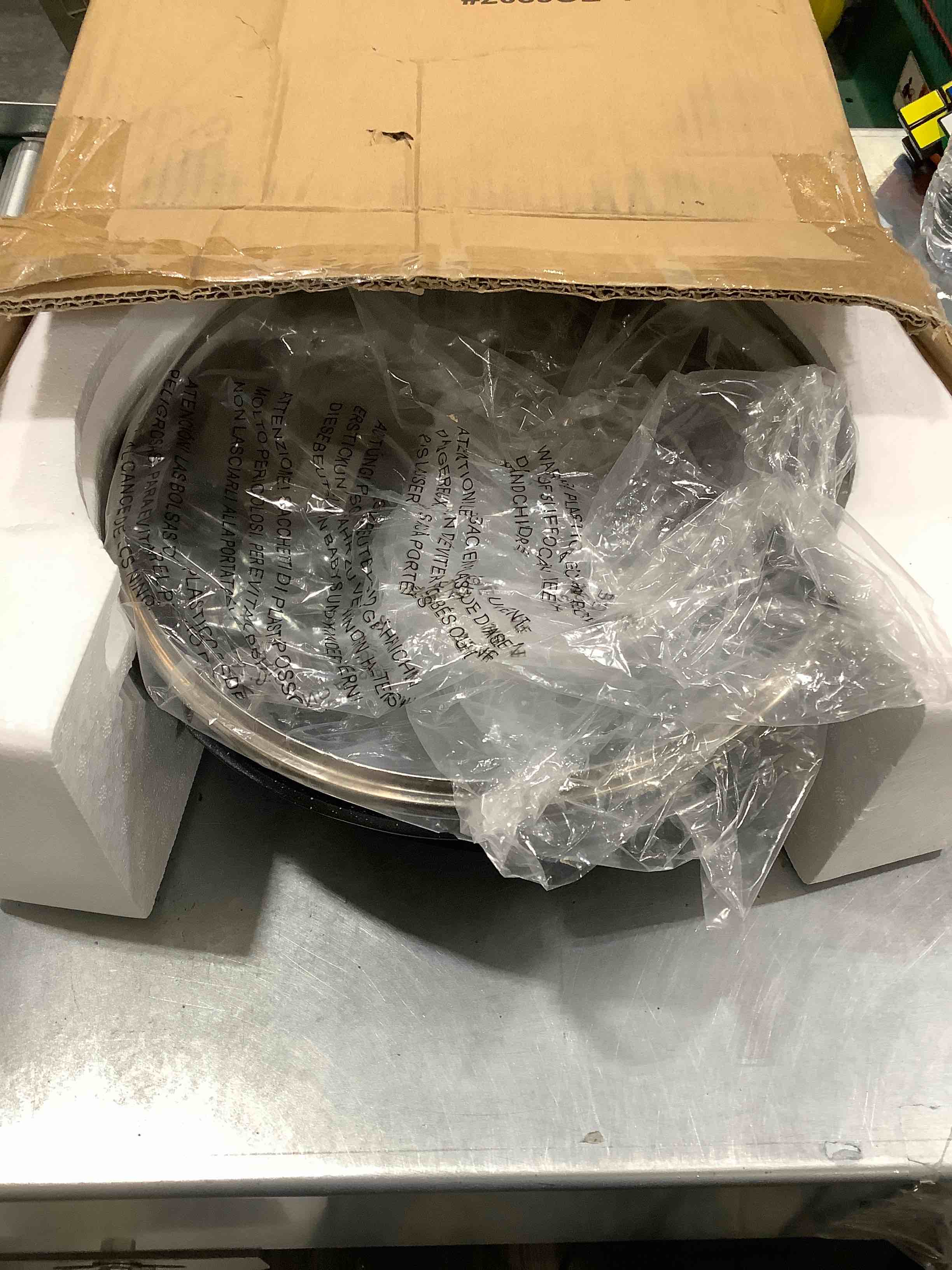 Elite Gourme 10" ELECTRIC SKILLET WITH GLASS LID