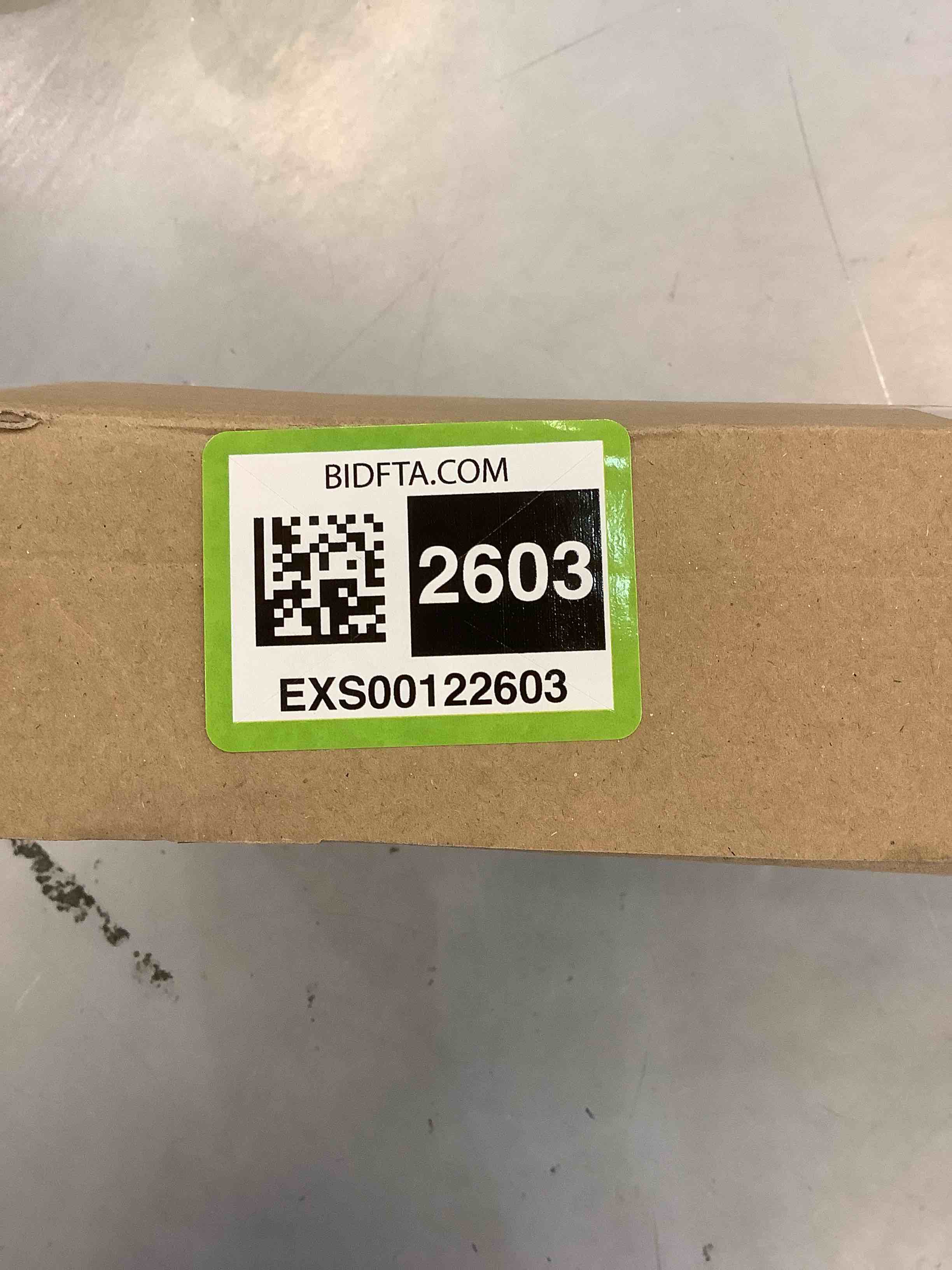 https://s3.amazonaws.com/lotting-images-prod/bidfta/EXS00122603_1684342758979.jpeg