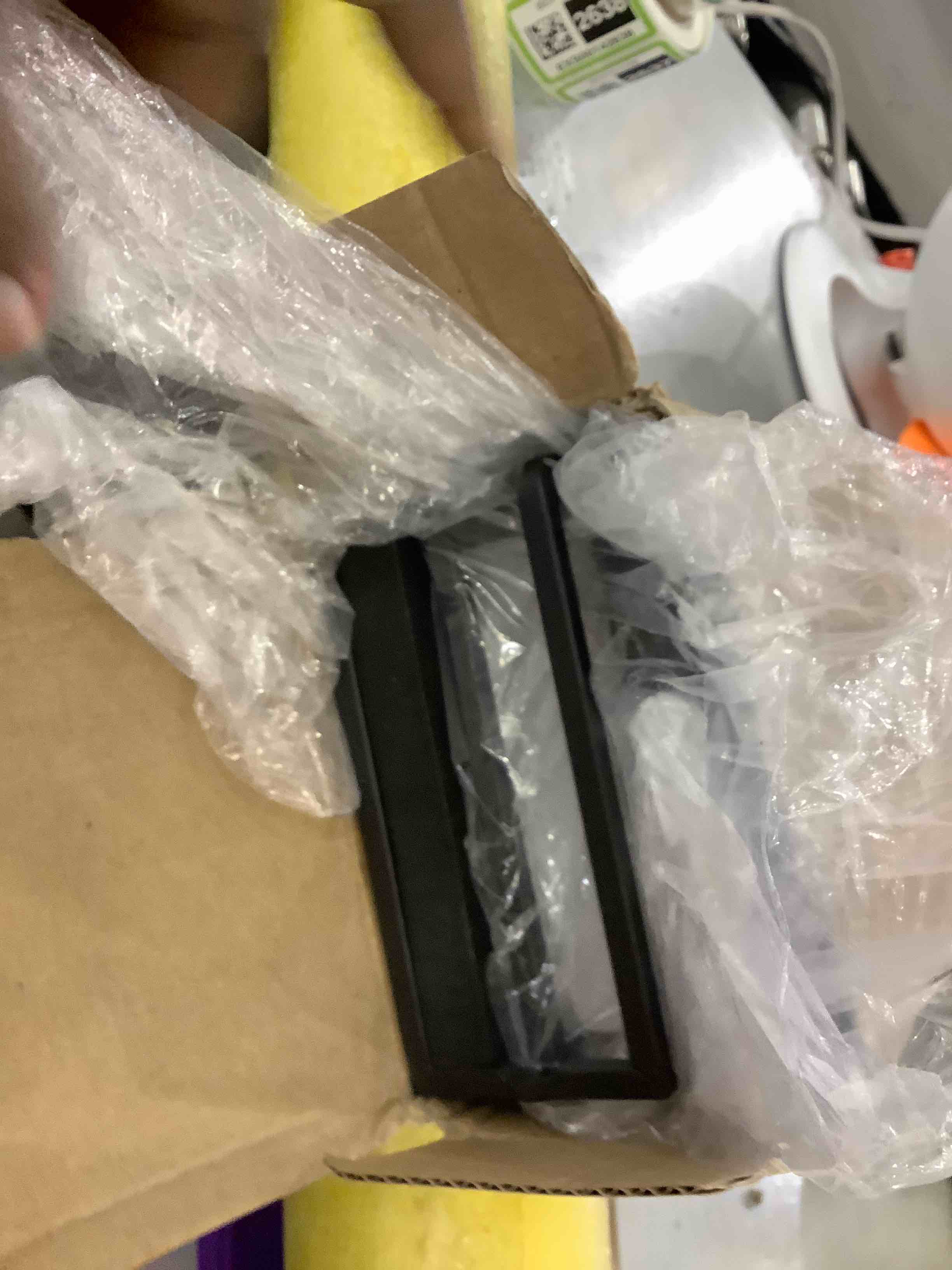https://s3.amazonaws.com/lotting-images-prod/bidfta/EXS00142628_1688662149847.jpeg