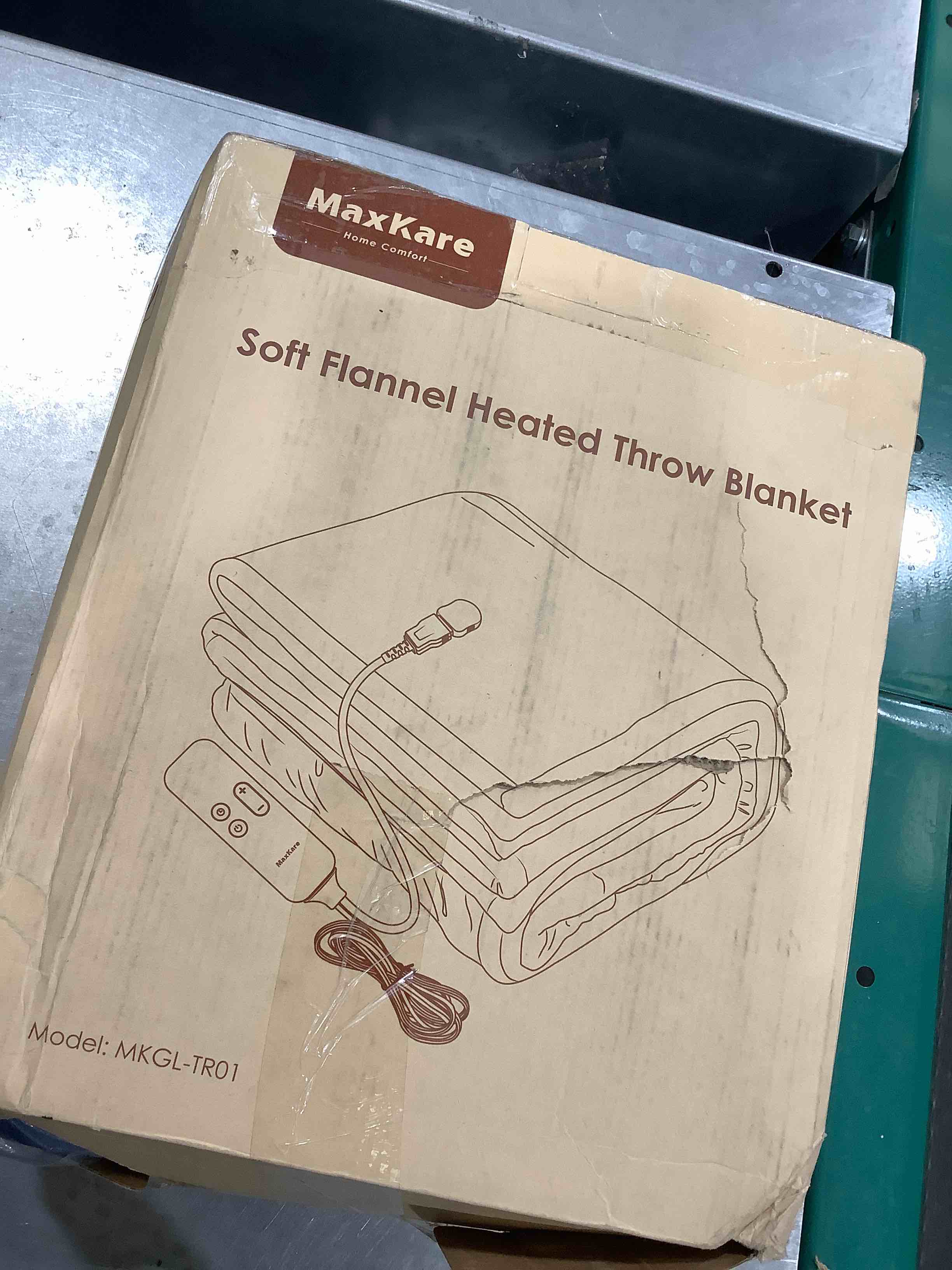 maxkare soft flannel heated throw blanket 