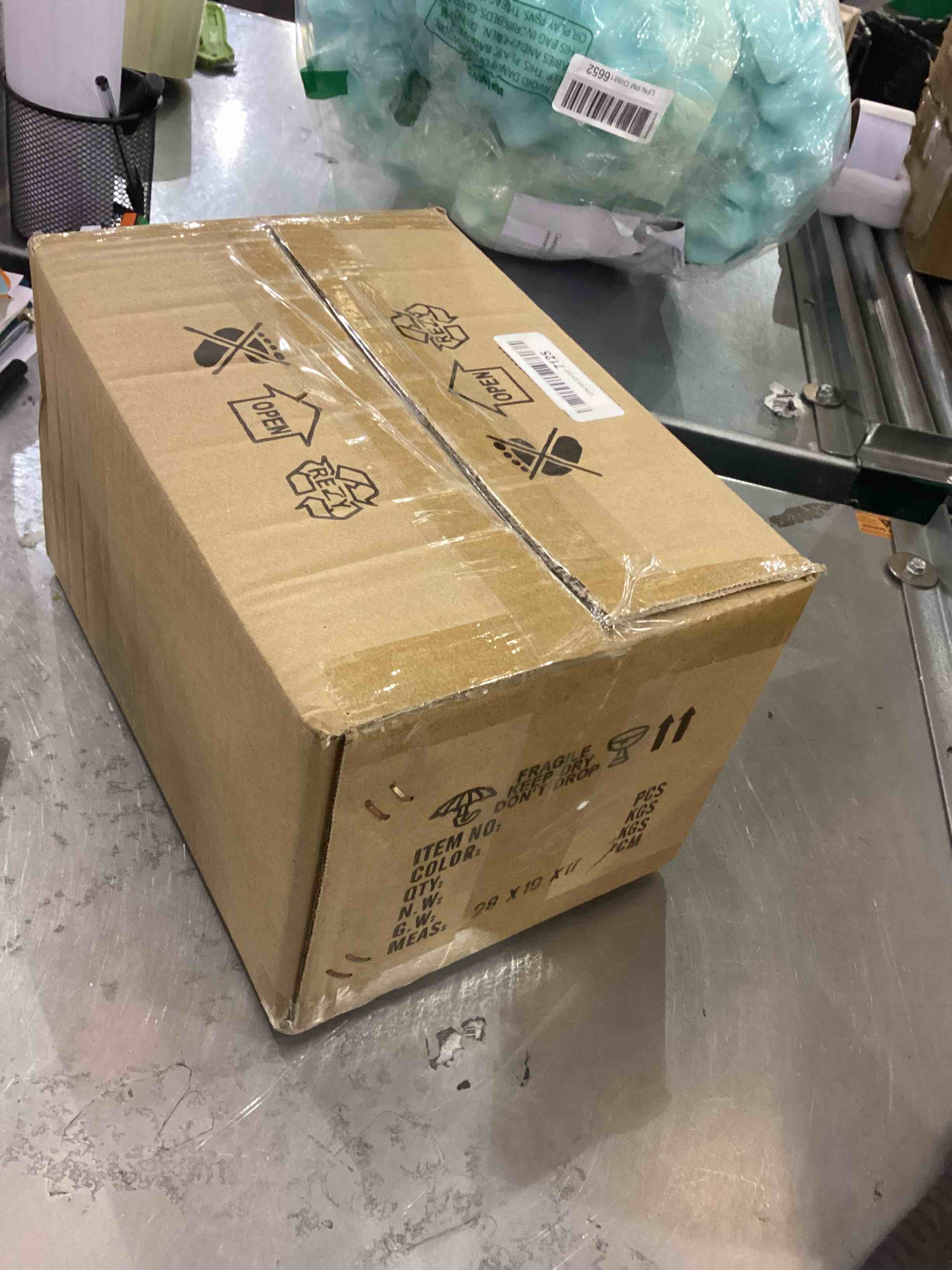 https://s3.amazonaws.com/lotting-images-prod/bidfta/EXS00157080_1681131166561.jpeg