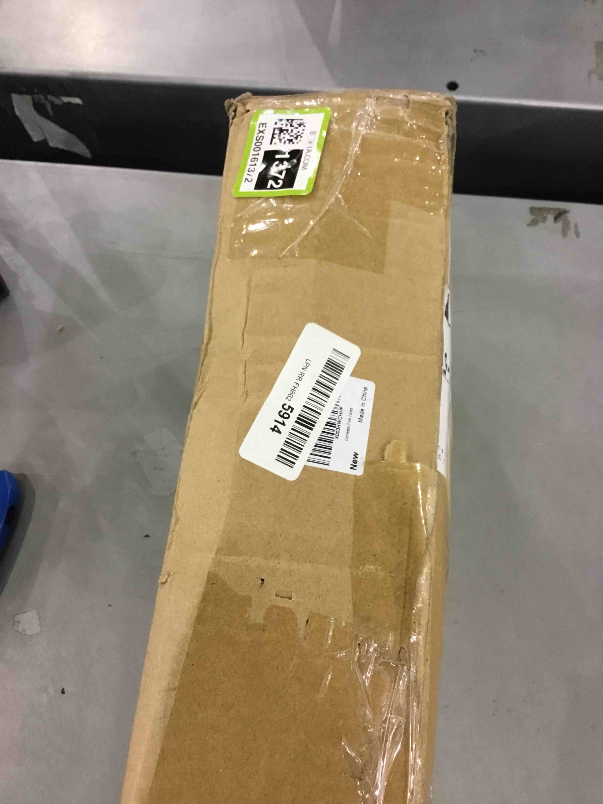 https://s3.amazonaws.com/lotting-images-prod/bidfta/EXS00161372_1684327644135.jpeg