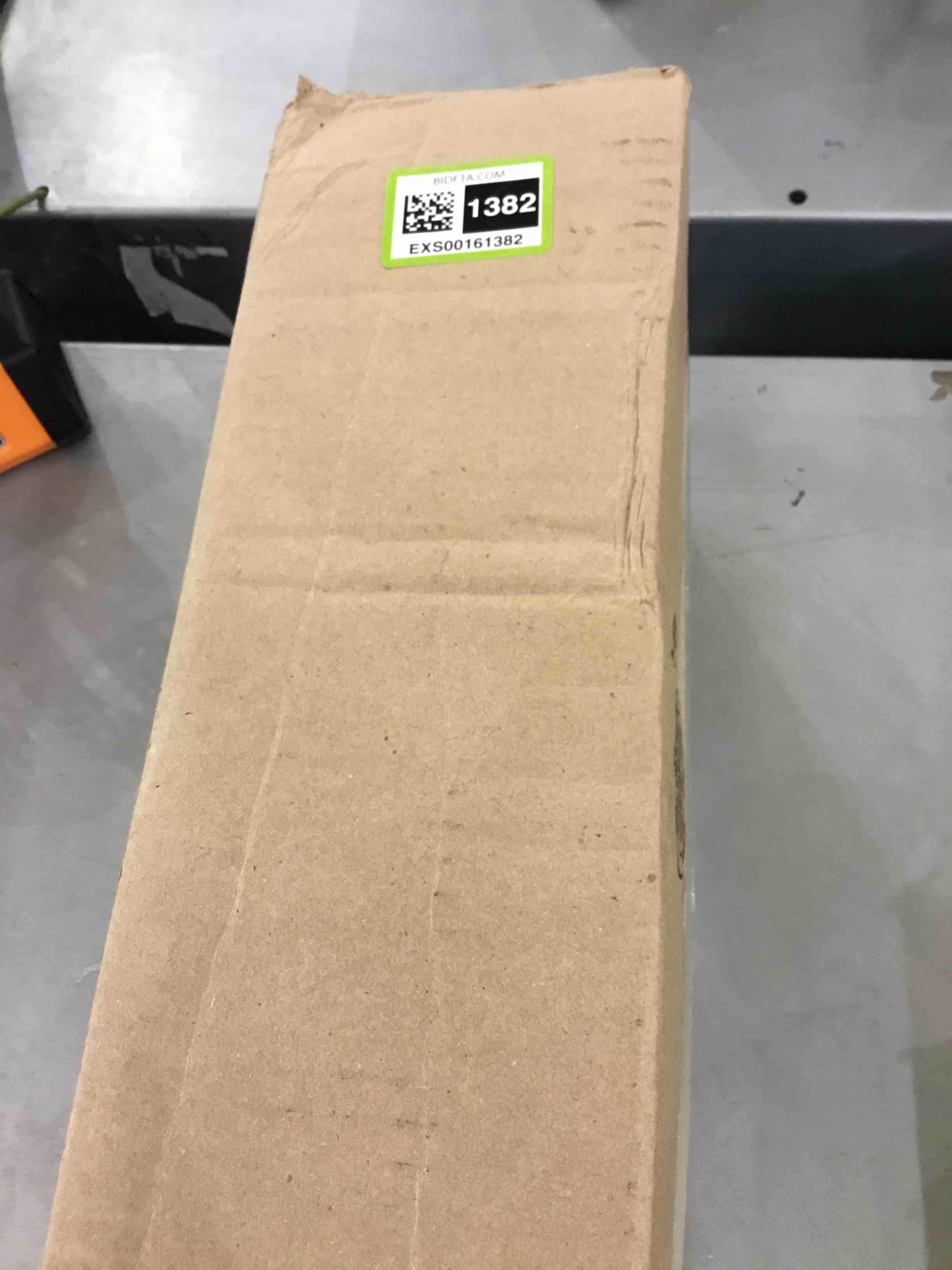 https://s3.amazonaws.com/lotting-images-prod/bidfta/EXS00161382_1684335827765.jpeg