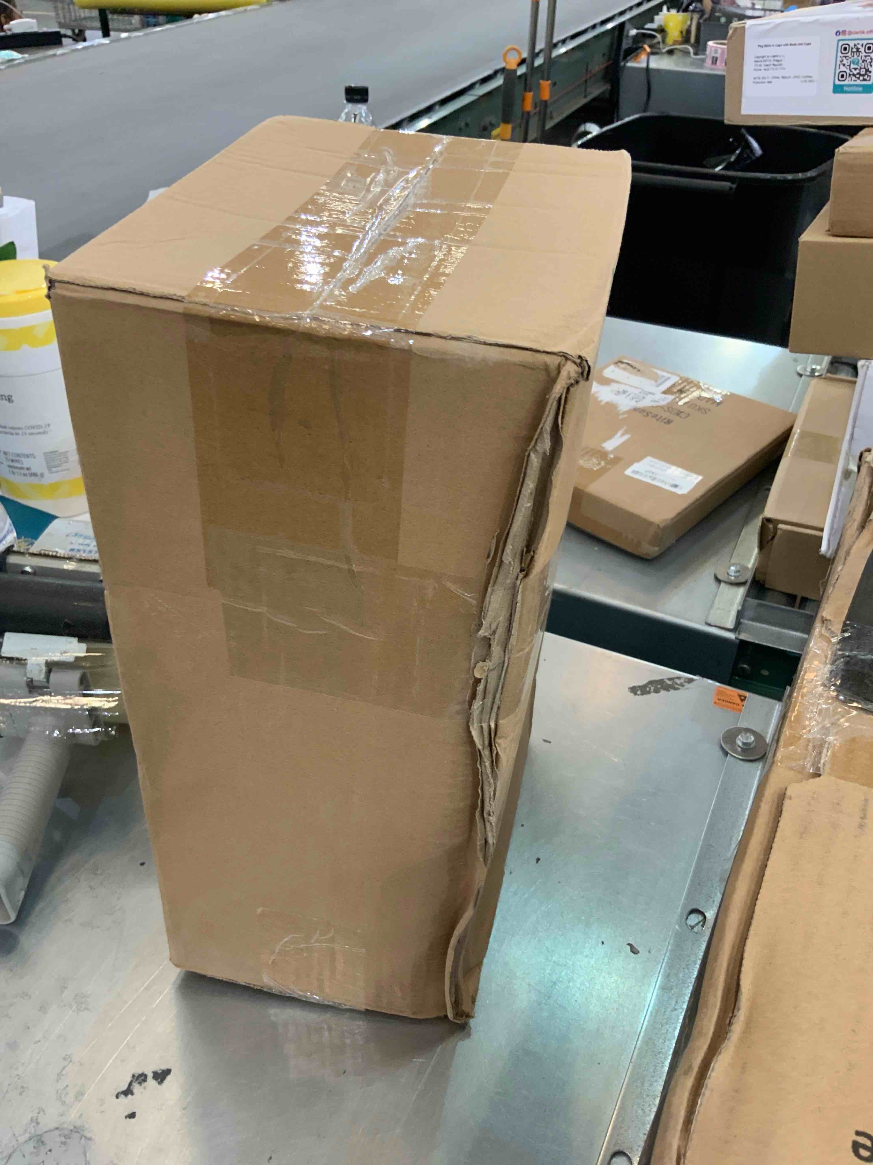 https://s3.amazonaws.com/lotting-images-prod/bidfta/EXS00164174_1685558251294.jpeg