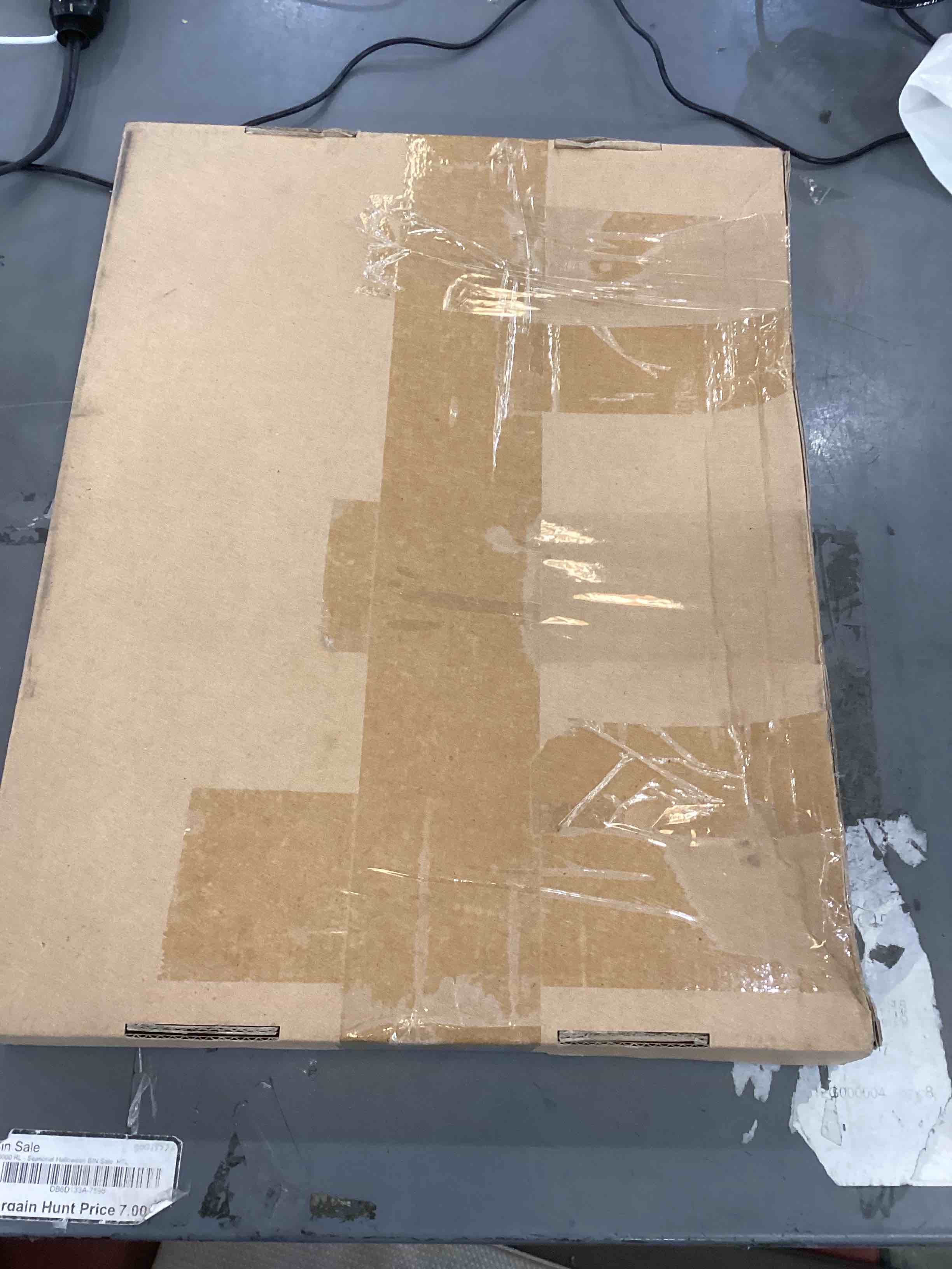 https://s3.amazonaws.com/lotting-images-prod/bidfta/EXS00164237_1684432483639.jpeg