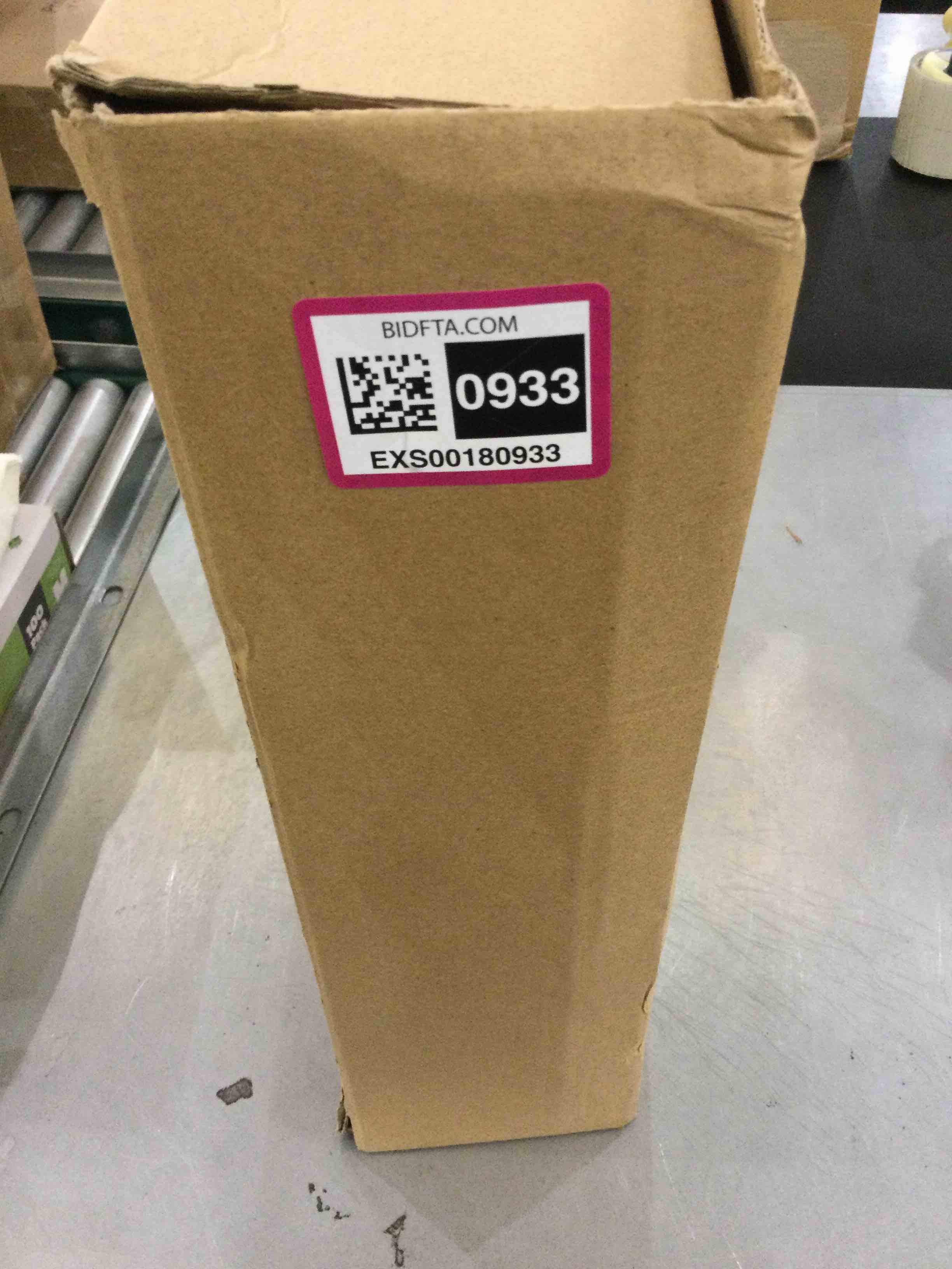 https://s3.amazonaws.com/lotting-images-prod/bidfta/EXS00180933_1684511095316.jpeg